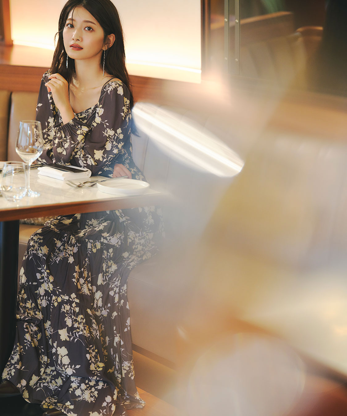 ★新品未使用★COCODEAL シャーリングティアードフラワーワンピース シャーリングティアードフラワーワンピース｜PETAL ONLINE（ペタル