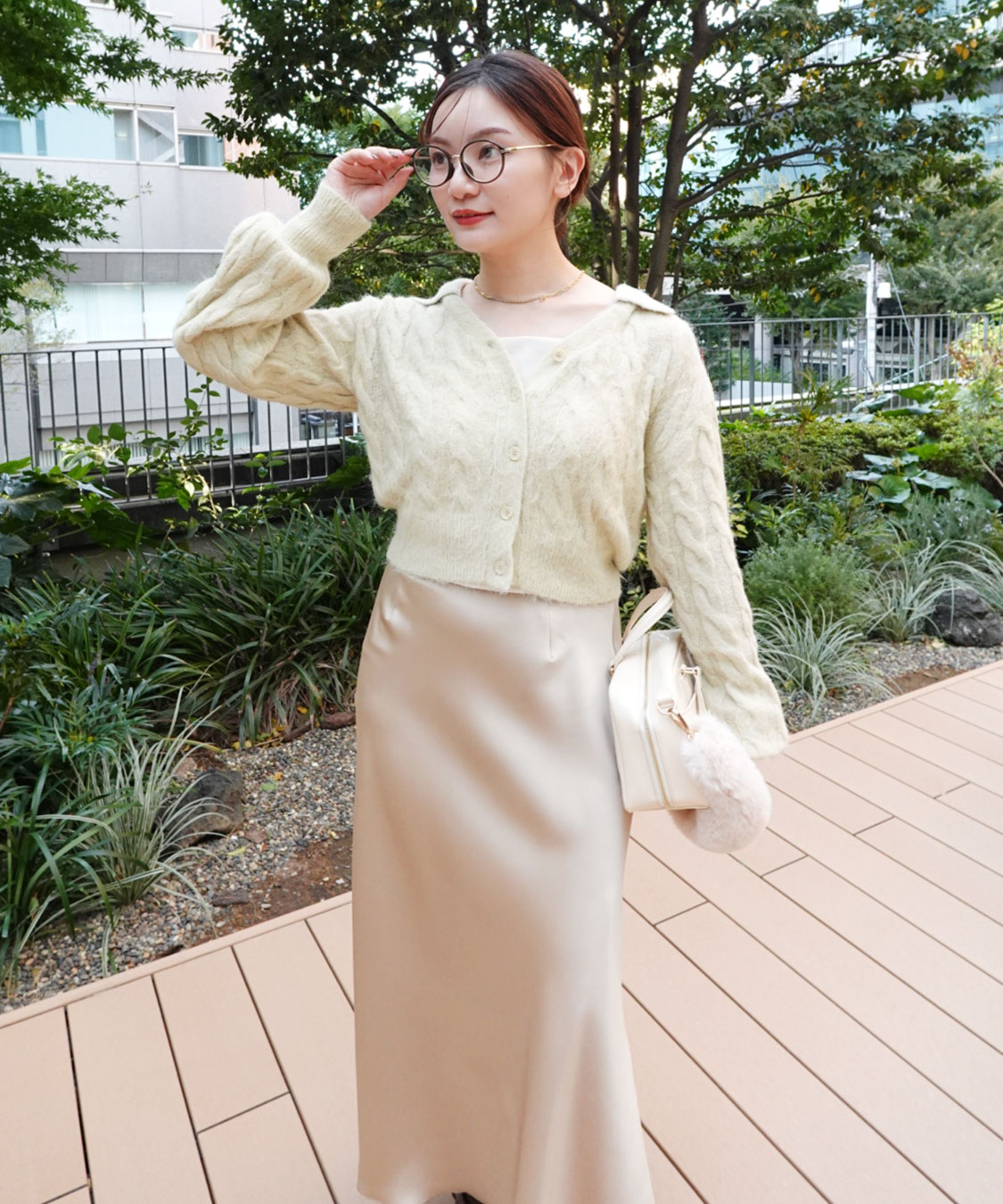 ココディール 新品タグ付 サテンナロースカート アイボリー 25AW 新品未使用 ココディール サテンナロースカート アイボリー 25AW