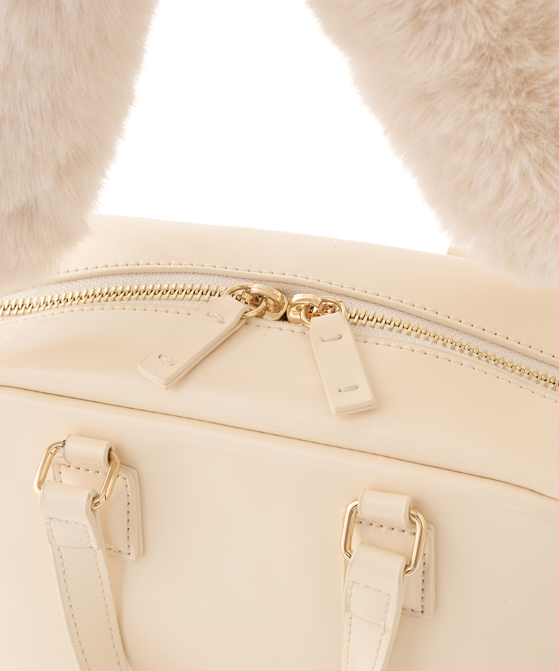 ココディール　完売新品未使用タグなしファーショルダーボストンバッグ COCO DEAL BIG BOSTON BAG BOOK (ブランドブック) |本 | 通販 | Amazon