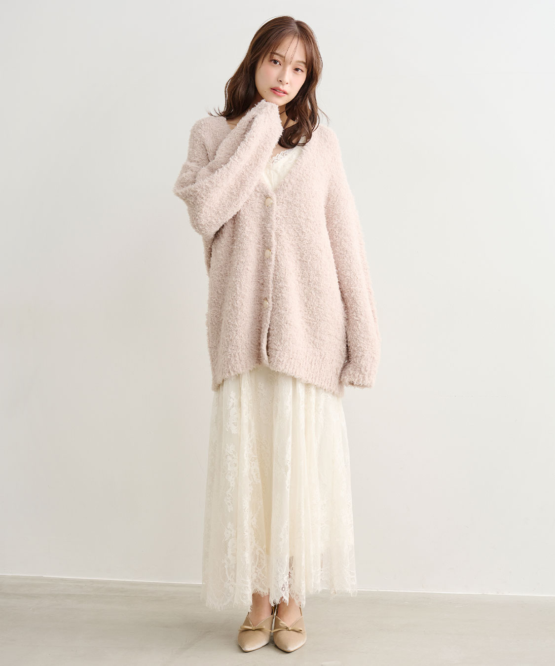 ニットカーデ×レースキャミワンピース｜PETAL ONLINE（ペタルオンライン）