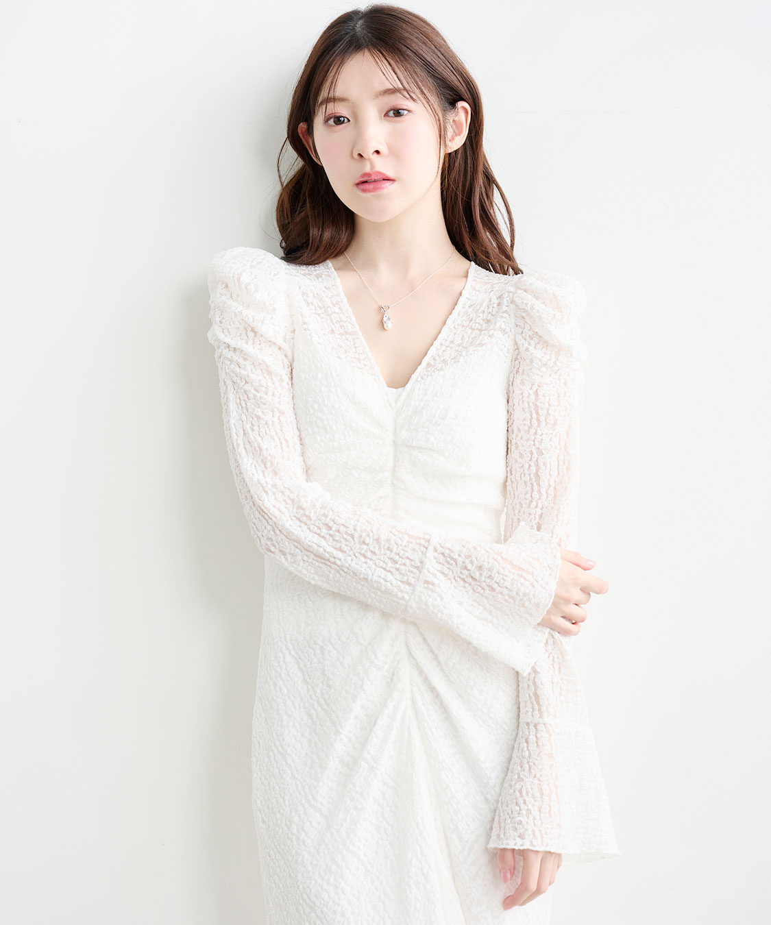 ストレッチレースギャザーワンピース｜PETAL ONLINE（ペタルオンライン）