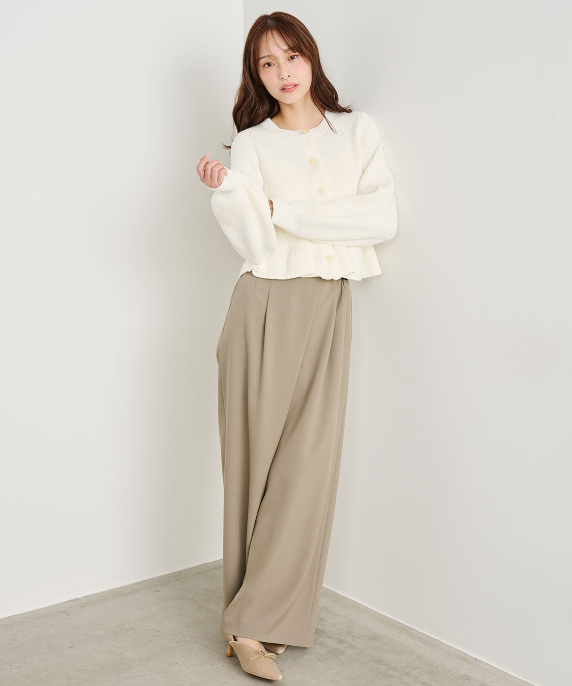 ベルトディテールアシメワイドパンツ｜PETAL ONLINE（ペタルオンライン）