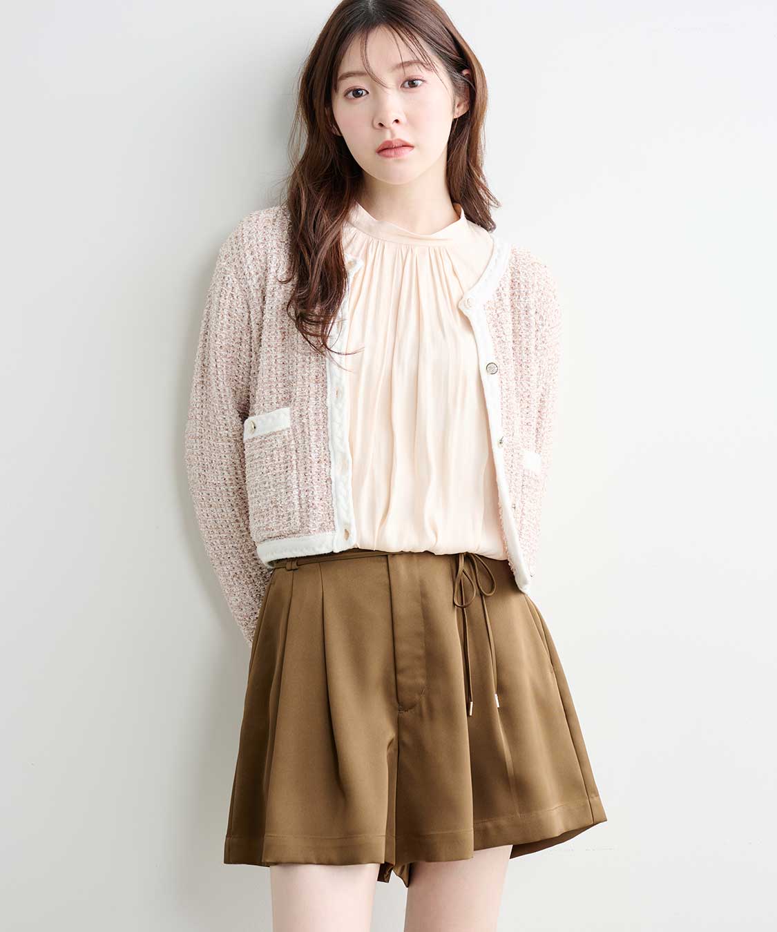 サテンタックショートパンツ｜PETAL ONLINE（ペタルオンライン）