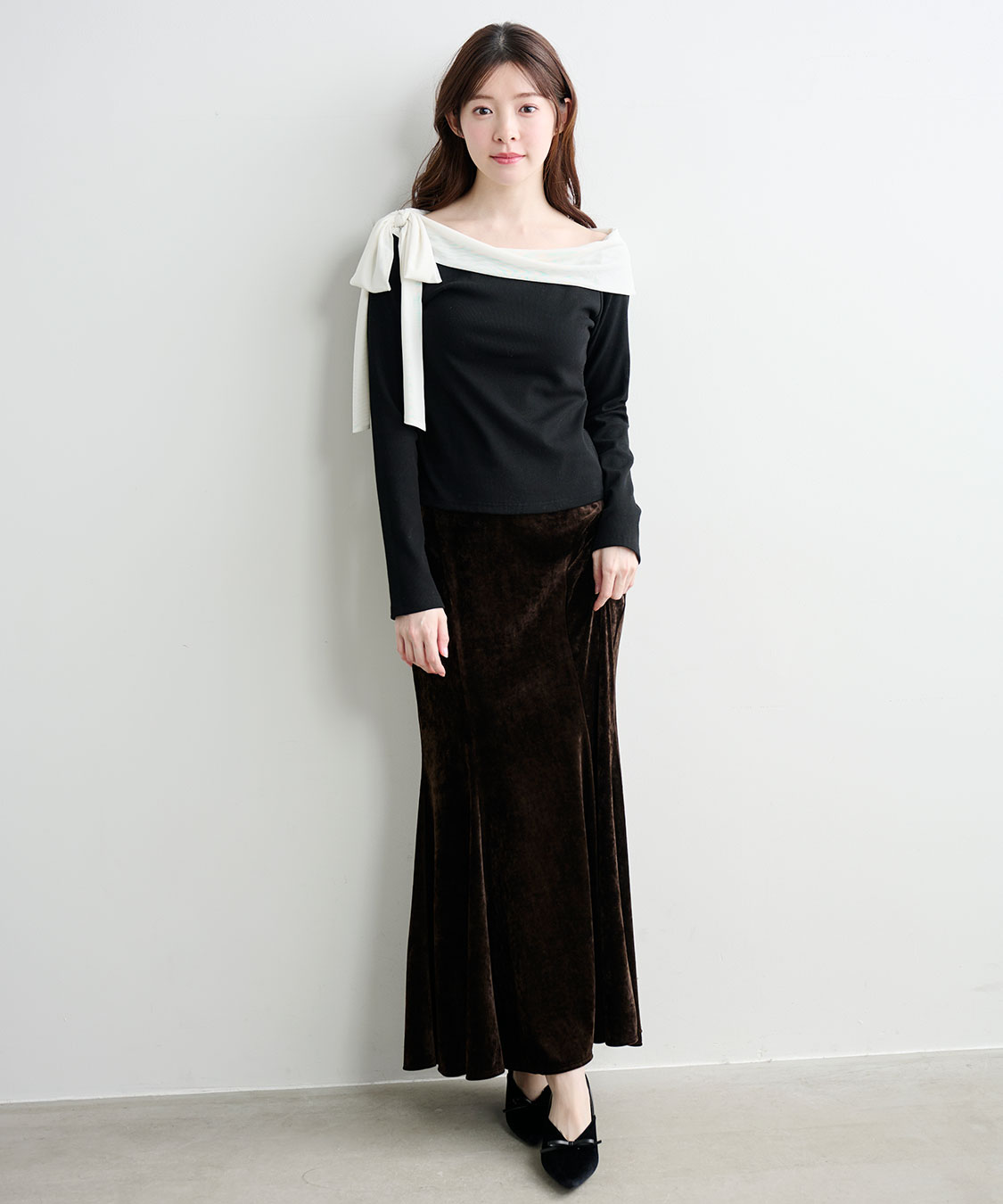 実物写真掲載 即完 新品タグ付 ココディール ベロアマーメイドスカート Sサイズ ベロアマーメイドスカート｜PETAL ONLINE（ペタルオンライン）