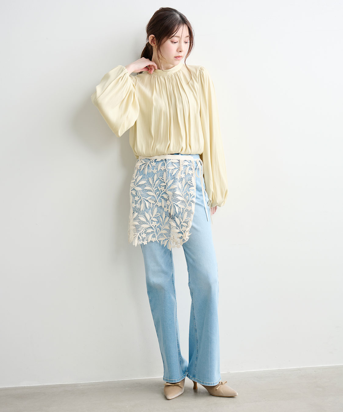 バルーンサテンブラウス｜PETAL ONLINE（ペタルオンライン）