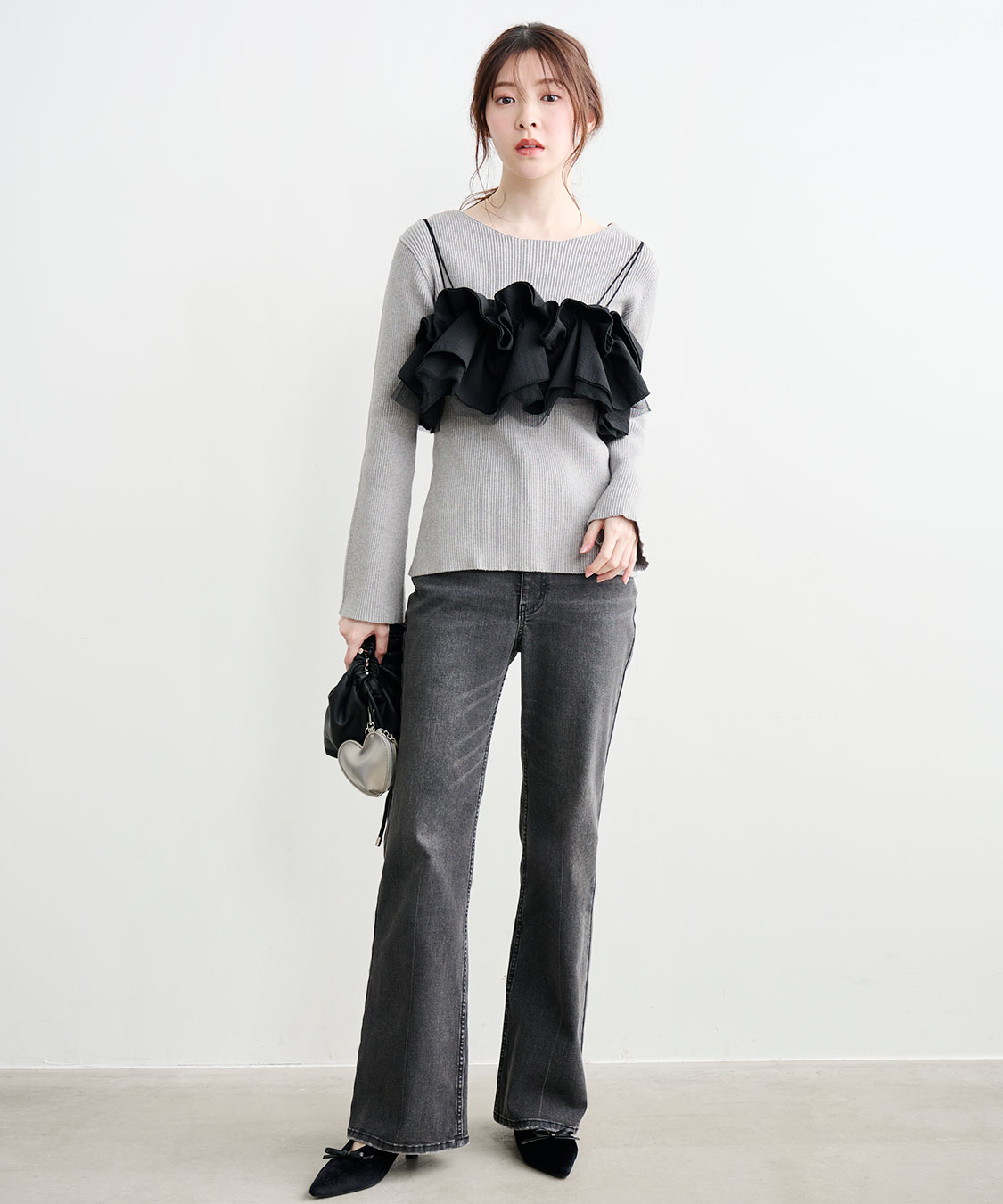 フリルビスチェレイヤードリブニット｜PETAL ONLINE（ペタルオンライン）