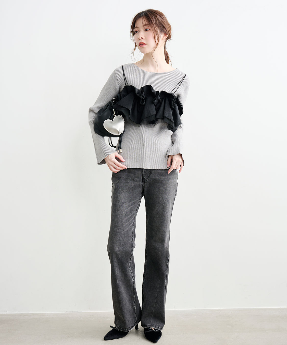 フリルビスチェレイヤードリブニット｜PETAL ONLINE（ペタルオンライン）