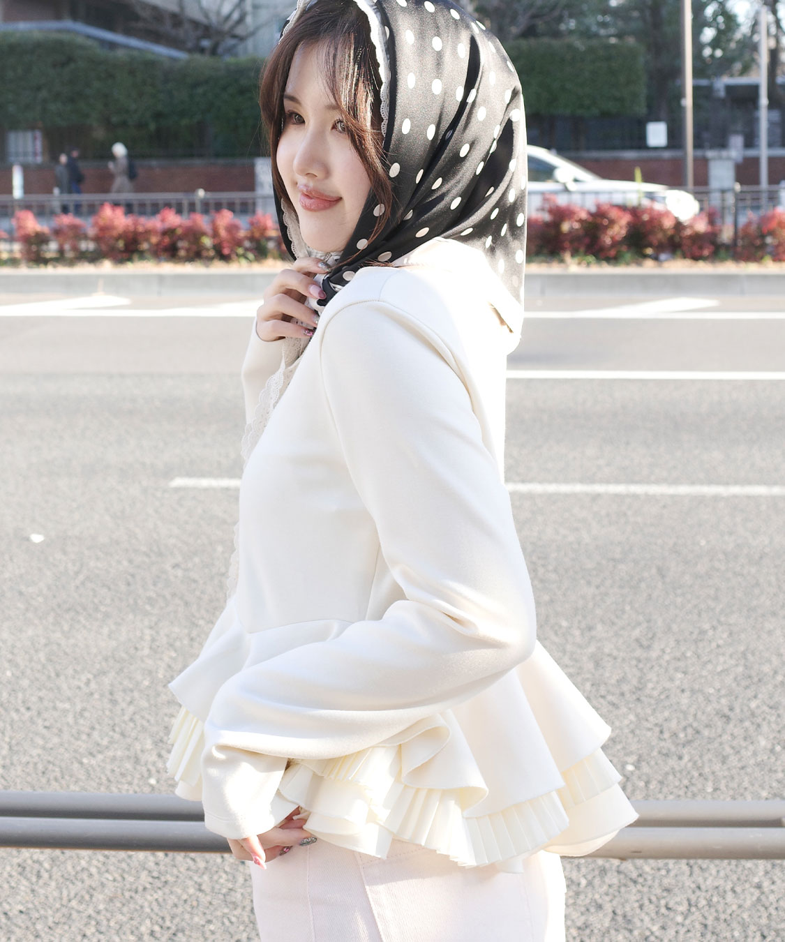 愛され名品】ランダムフリルペプラムトップス｜PETAL ONLINE（ペタル