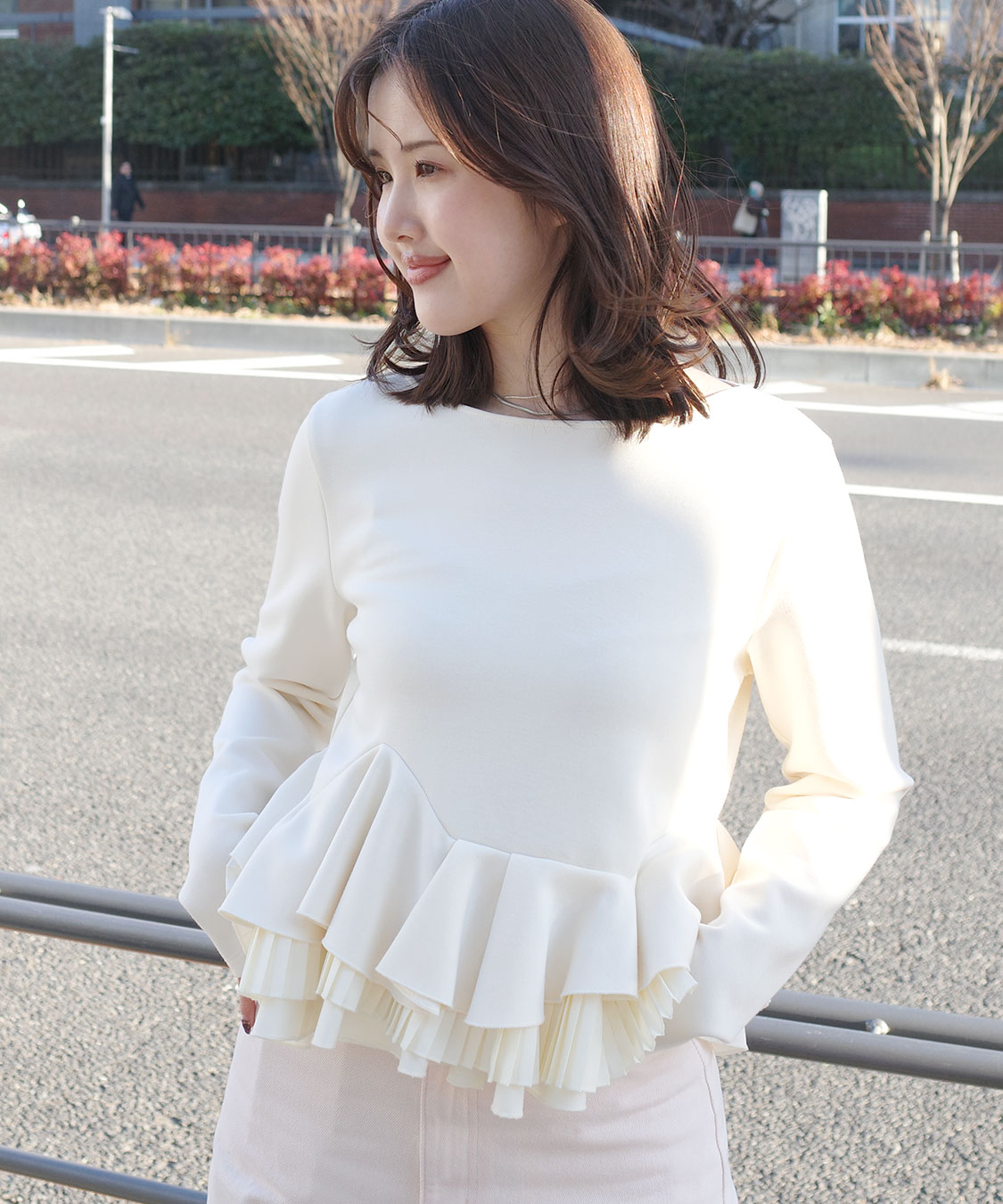 ランダムフリルペプラムトップス｜PETAL ONLINE（ペタルオンライン）