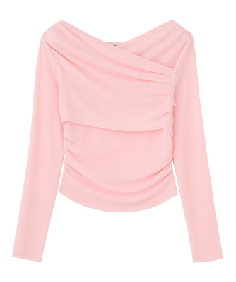 ピンクベージュ