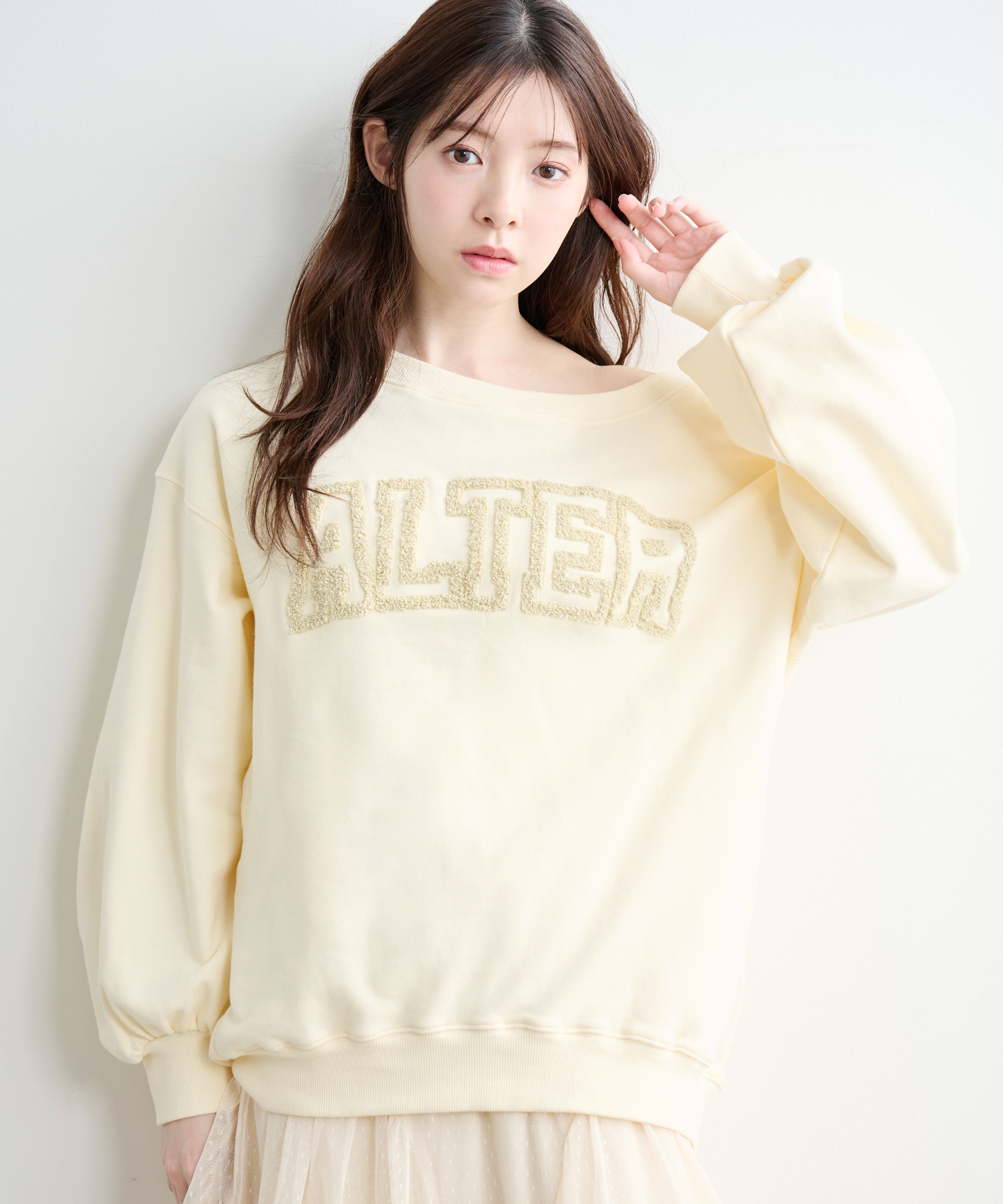 さがらグリッター刺繍ロゴスウェット｜PETAL ONLINE（ペタルオンライン）