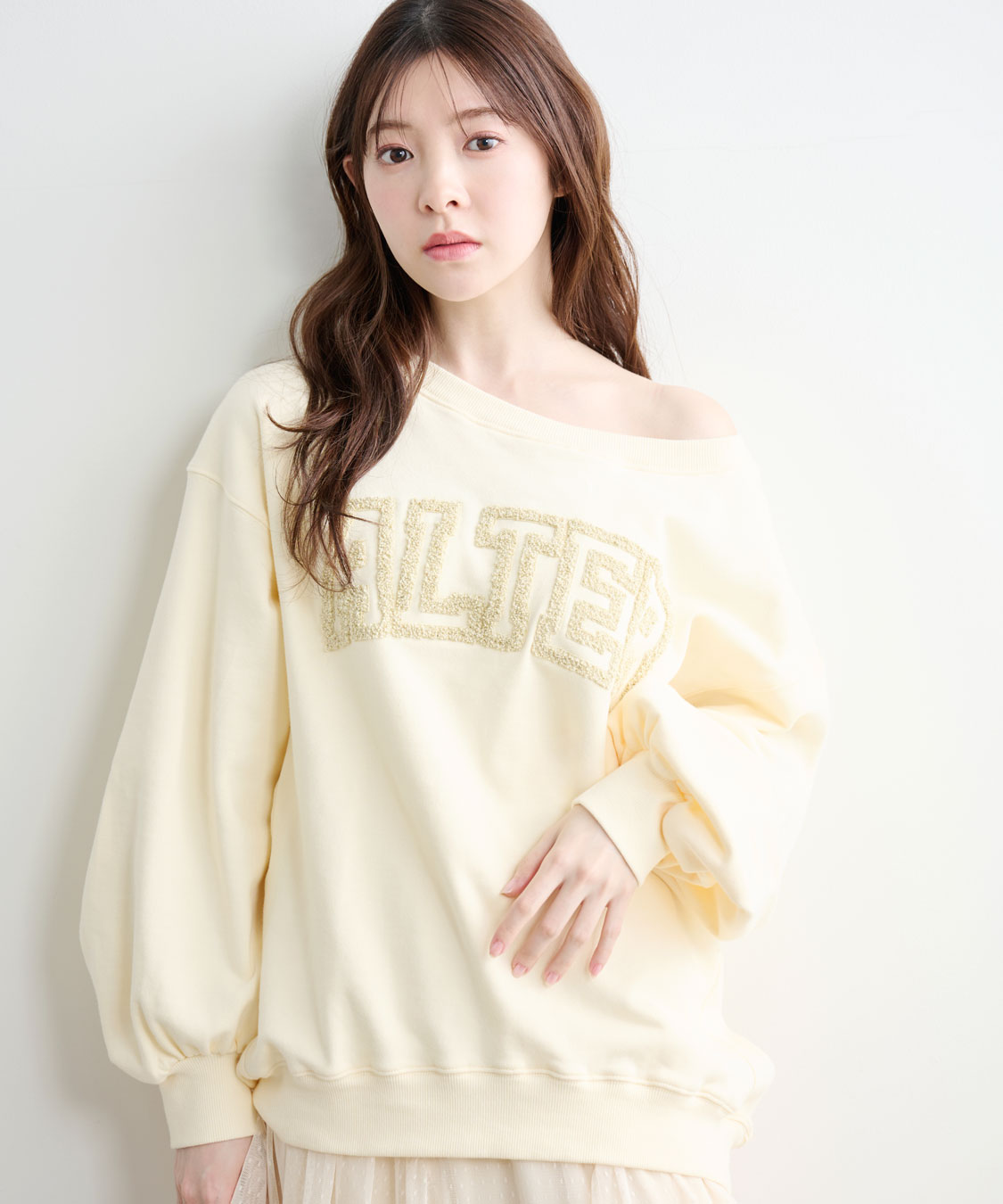 さがらグリッター刺繍ロゴスウェット｜PETAL ONLINE（ペタルオンライン）