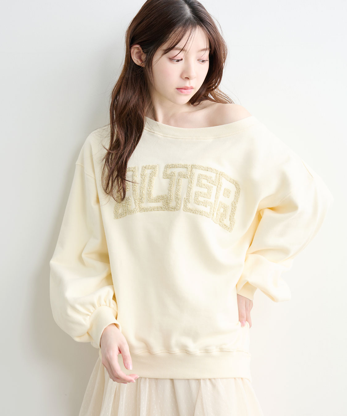 さがらグリッター刺繍ロゴスウェット｜PETAL ONLINE（ペタルオンライン）