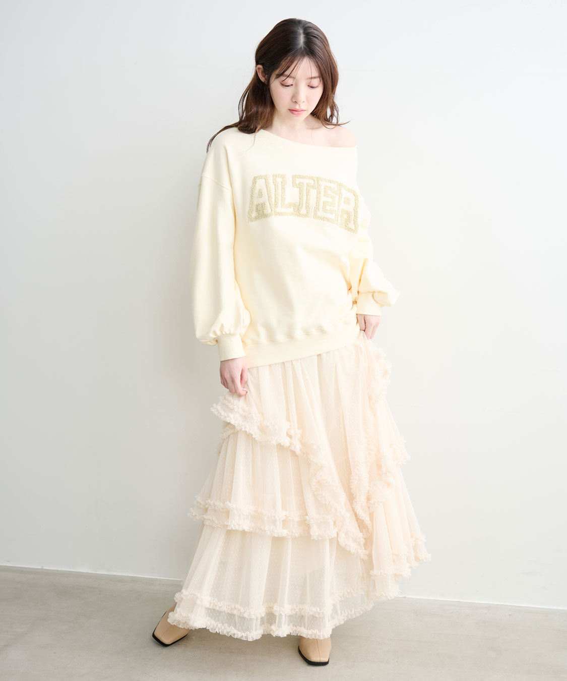 さがらグリッター刺繍ロゴスウェット｜PETAL ONLINE（ペタルオンライン）