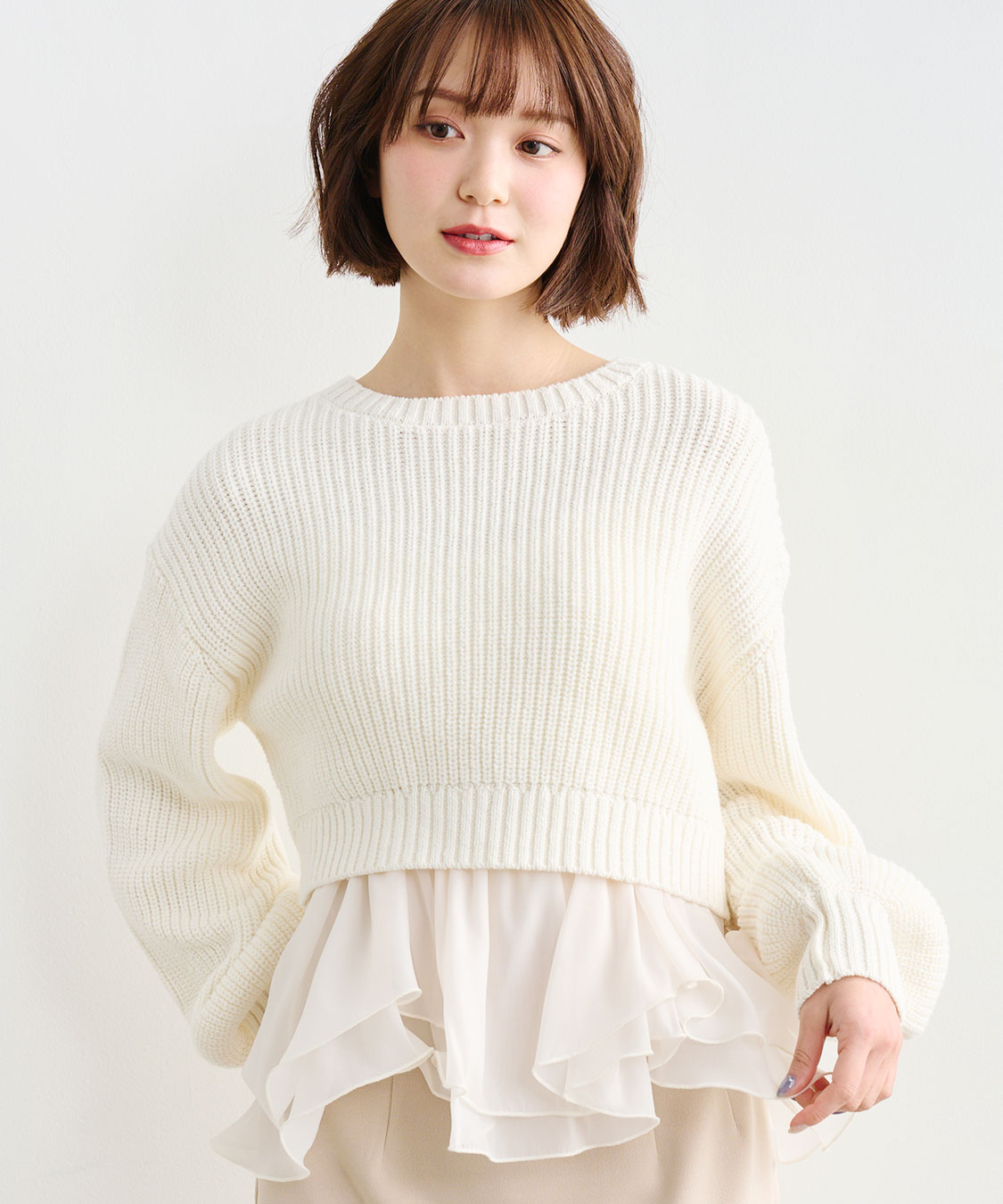 ペプラムブラウス×パフスリーブニットセット｜PETAL ONLINE（ペタル