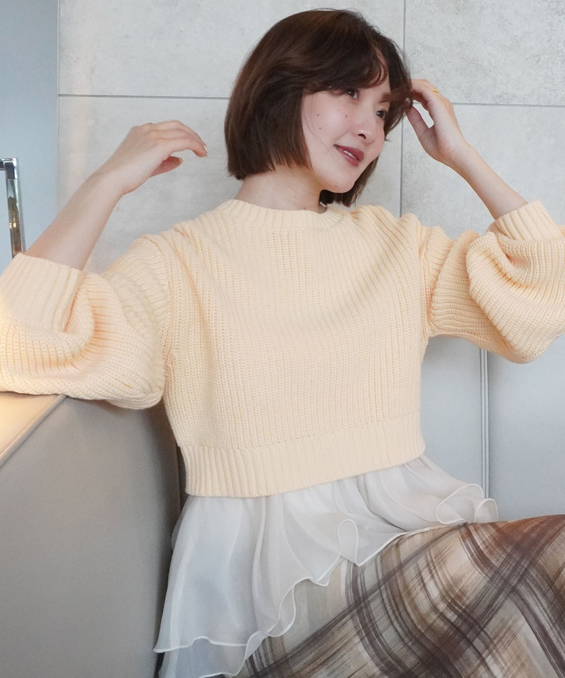 ペプラムブラウス×パフスリーブニットセット｜PETAL ONLINE（ペタル