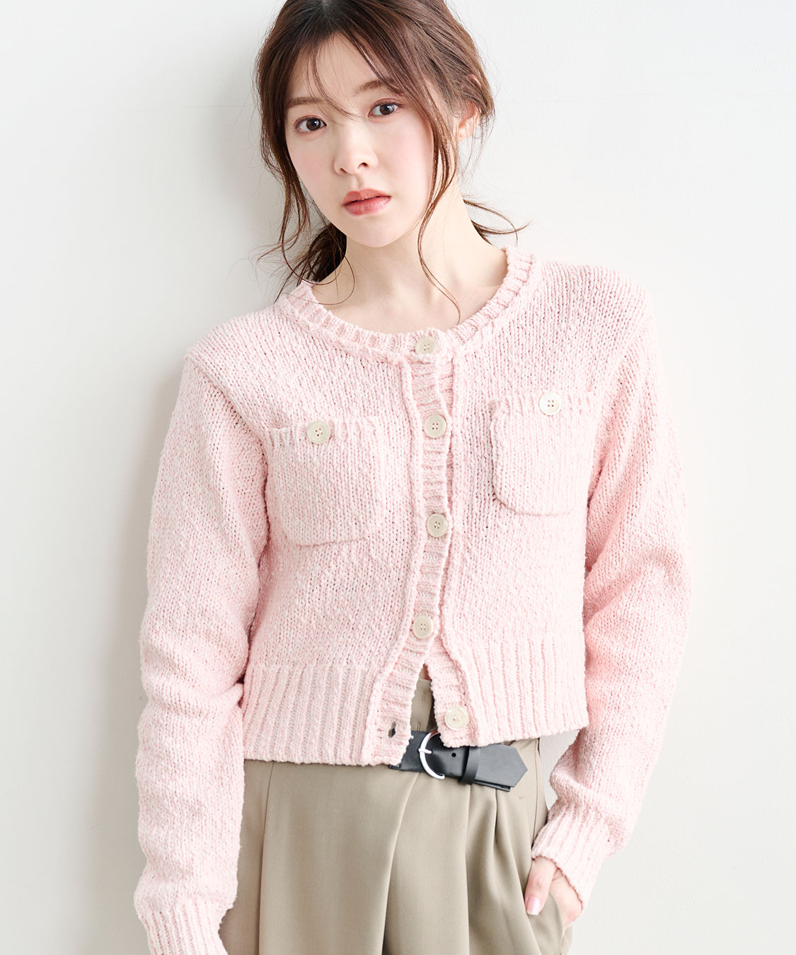 ポケットディティールコンパクトニットカーディガン｜PETAL ONLINE