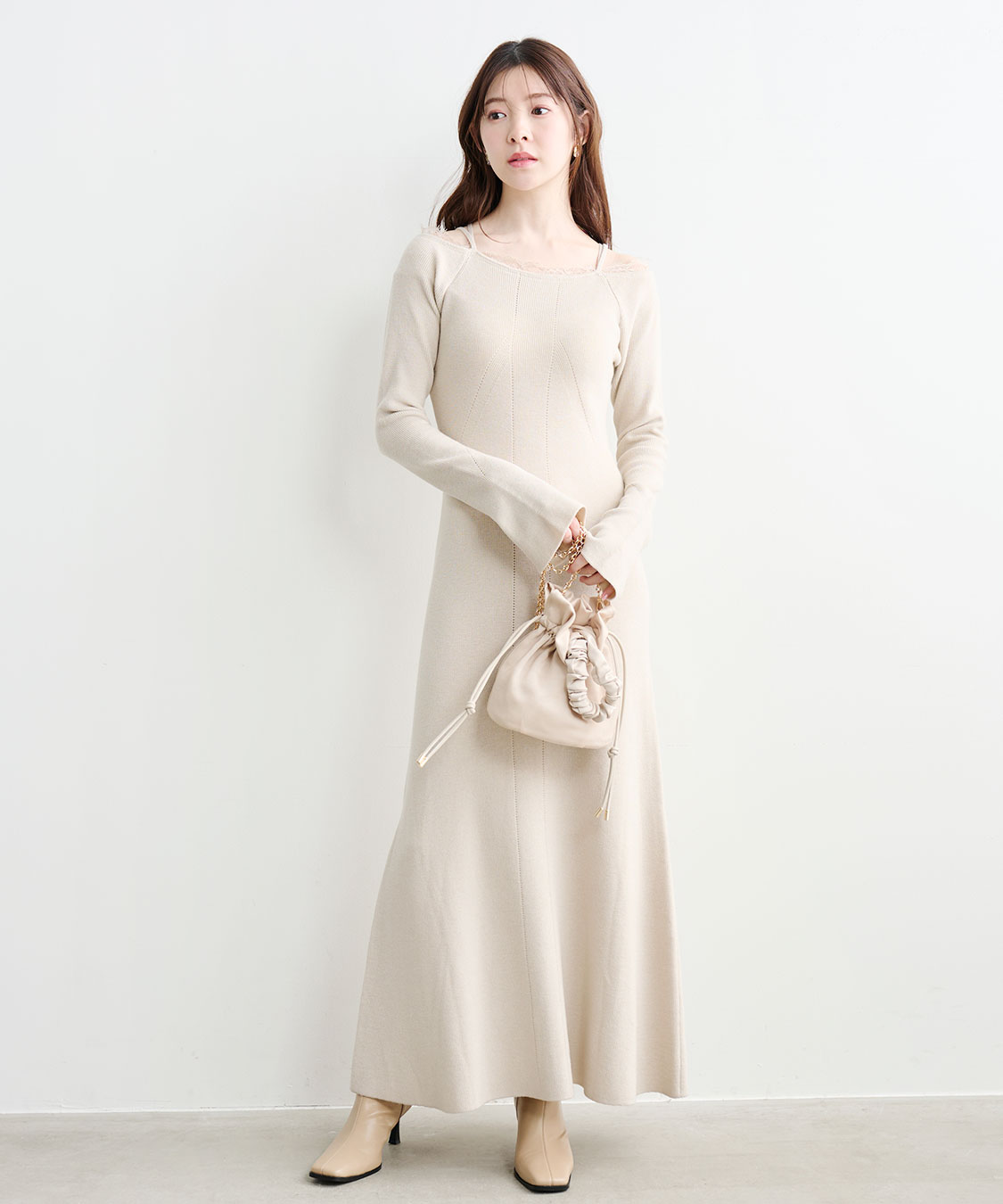 レースディティールオフショルニットワンピース｜PETAL ONLINE（ペタル