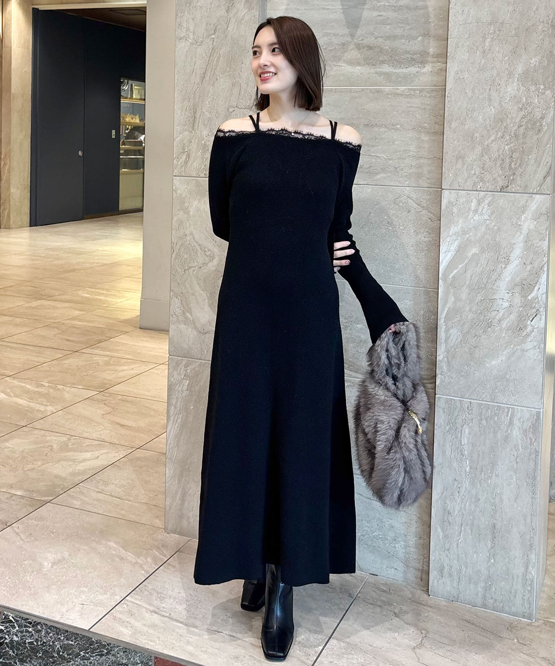 レースディティールオフショルニットワンピース｜PETAL ONLINE（ペタル