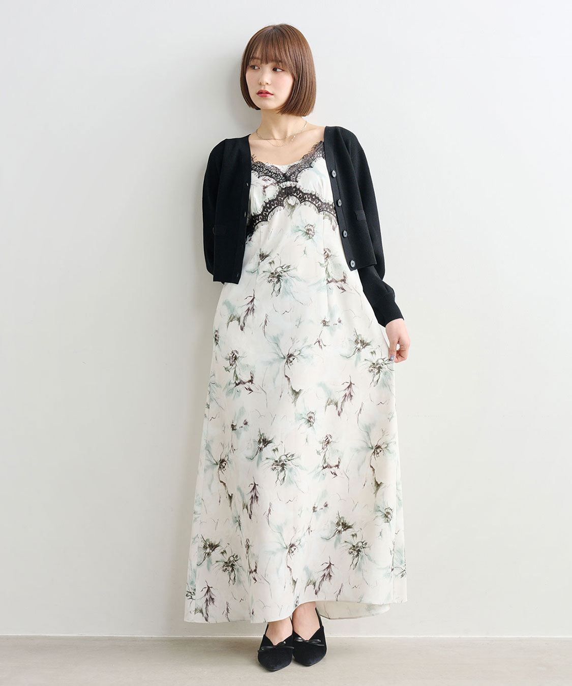 フラワープリントレーストリムキャミワンピース｜PETAL ONLINE（ペタル