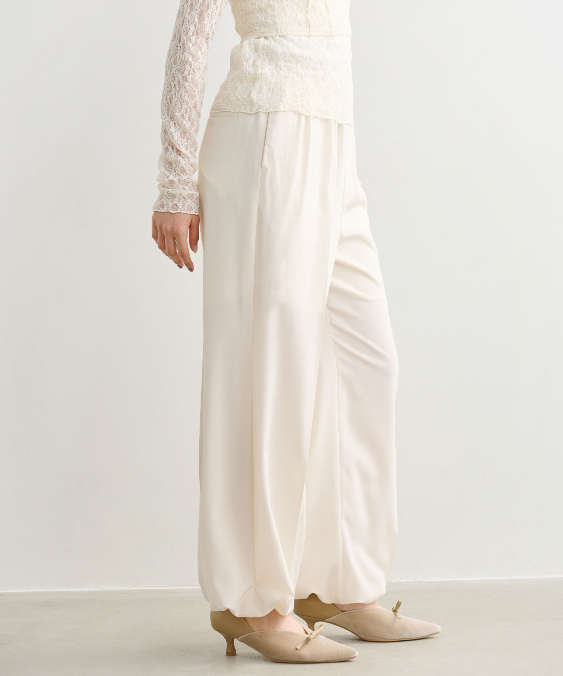 MORE SALE】サテンイージーリラックスパンツ｜PETAL ONLINE（ペタル
