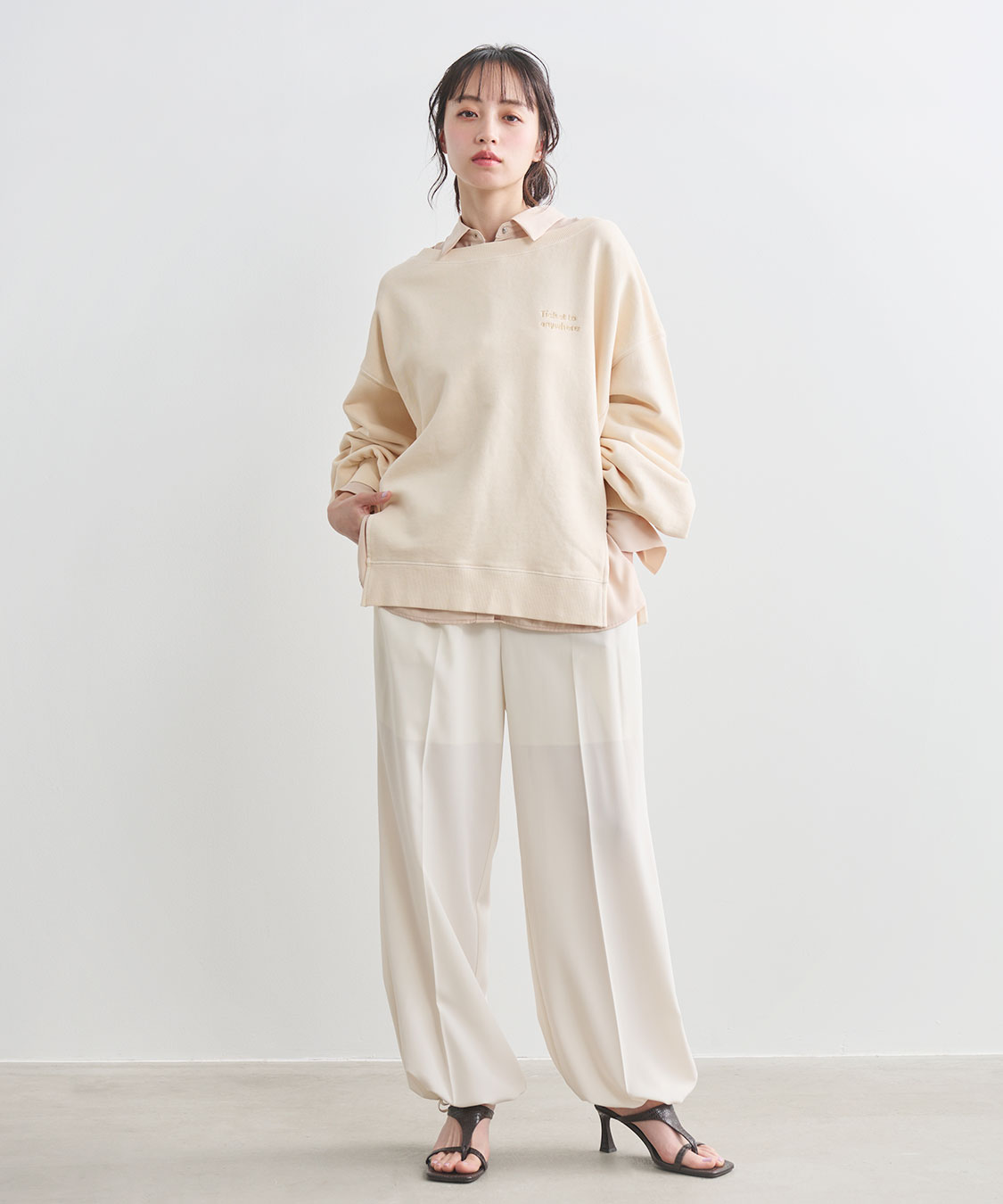刺繍ロゴスウェット｜PETAL ONLINE（ペタルオンライン）
