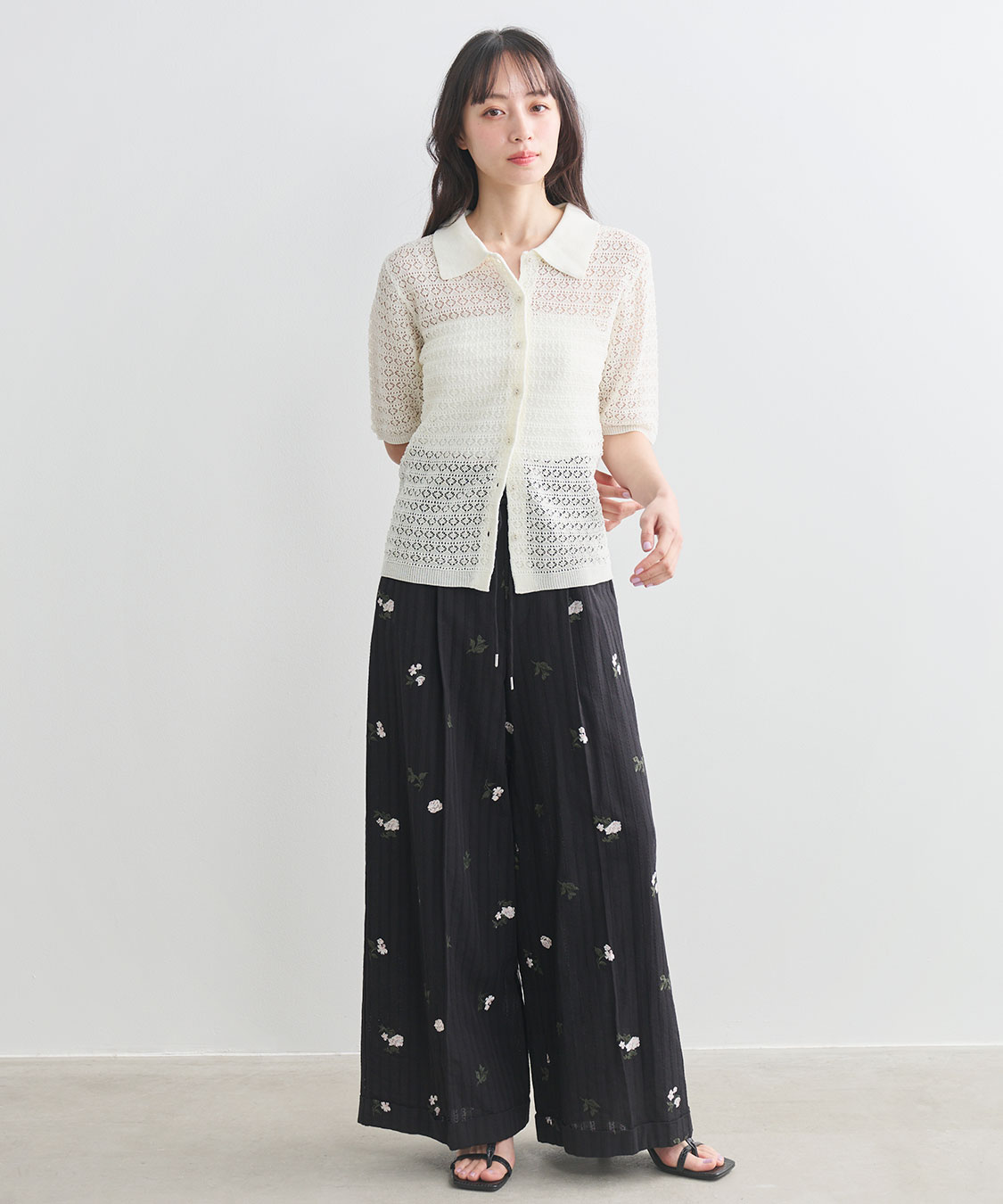 フラワー刺繍ストライプパンツ｜PETAL ONLINE（ペタルオンライン）