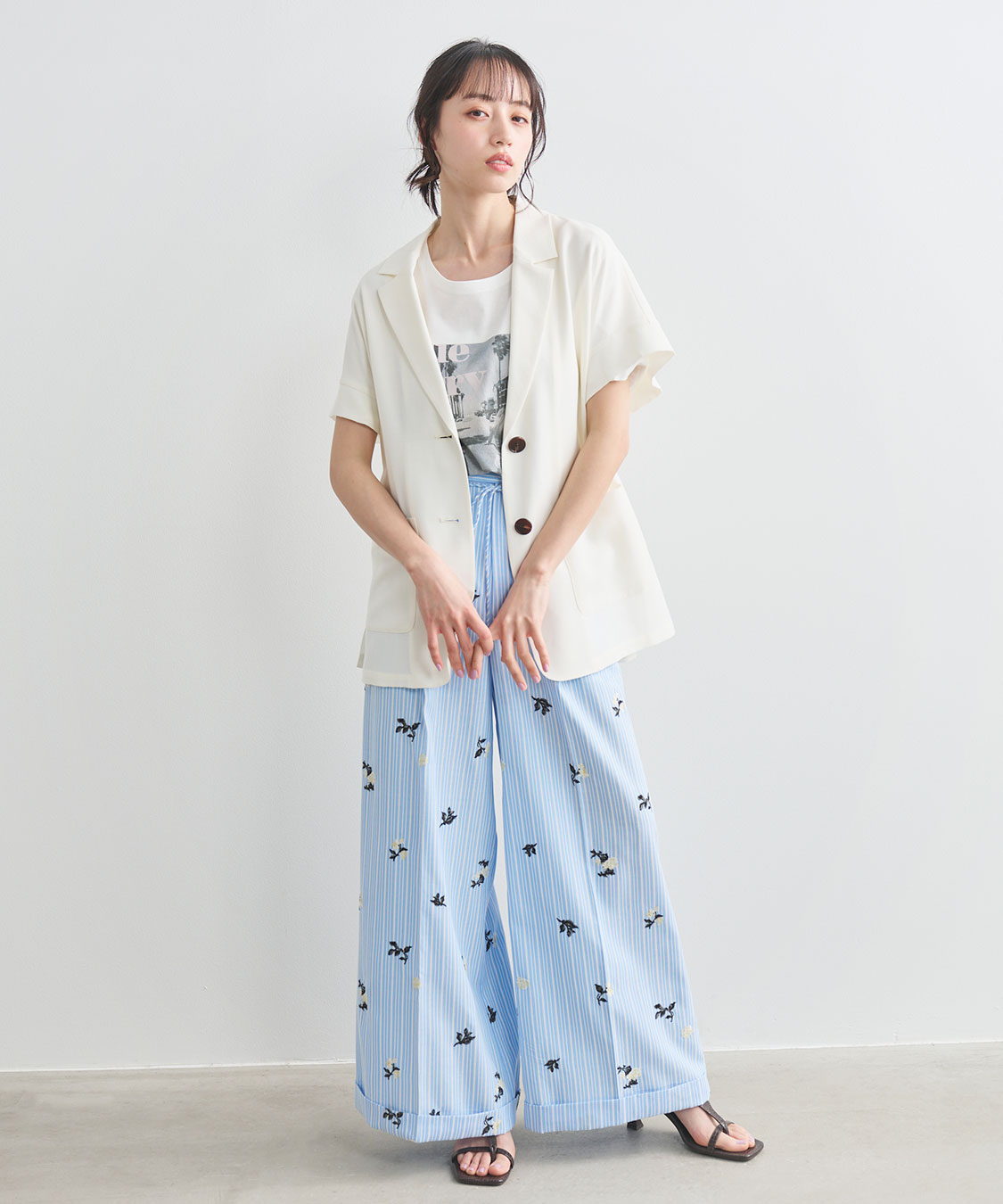 フラワー刺繍ストライプパンツ｜PETAL ONLINE（ペタルオンライン）