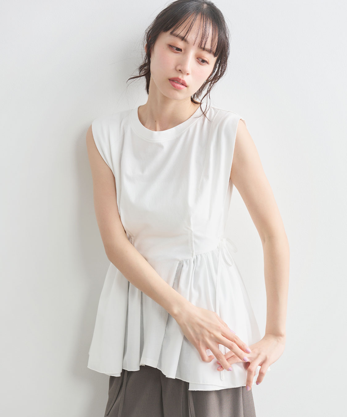 布帛ドッキングペプラムカットソー｜PETAL ONLINE（ペタルオンライン）