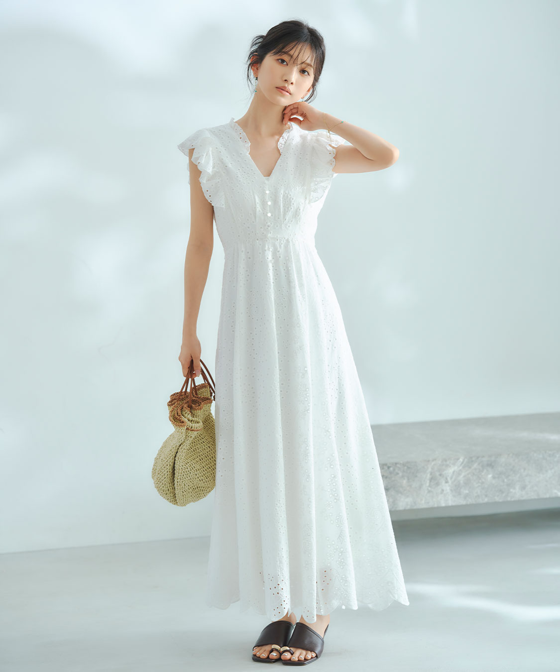 バックシャンエンブロイダリーワンピース｜PETAL ONLINE（ペタル