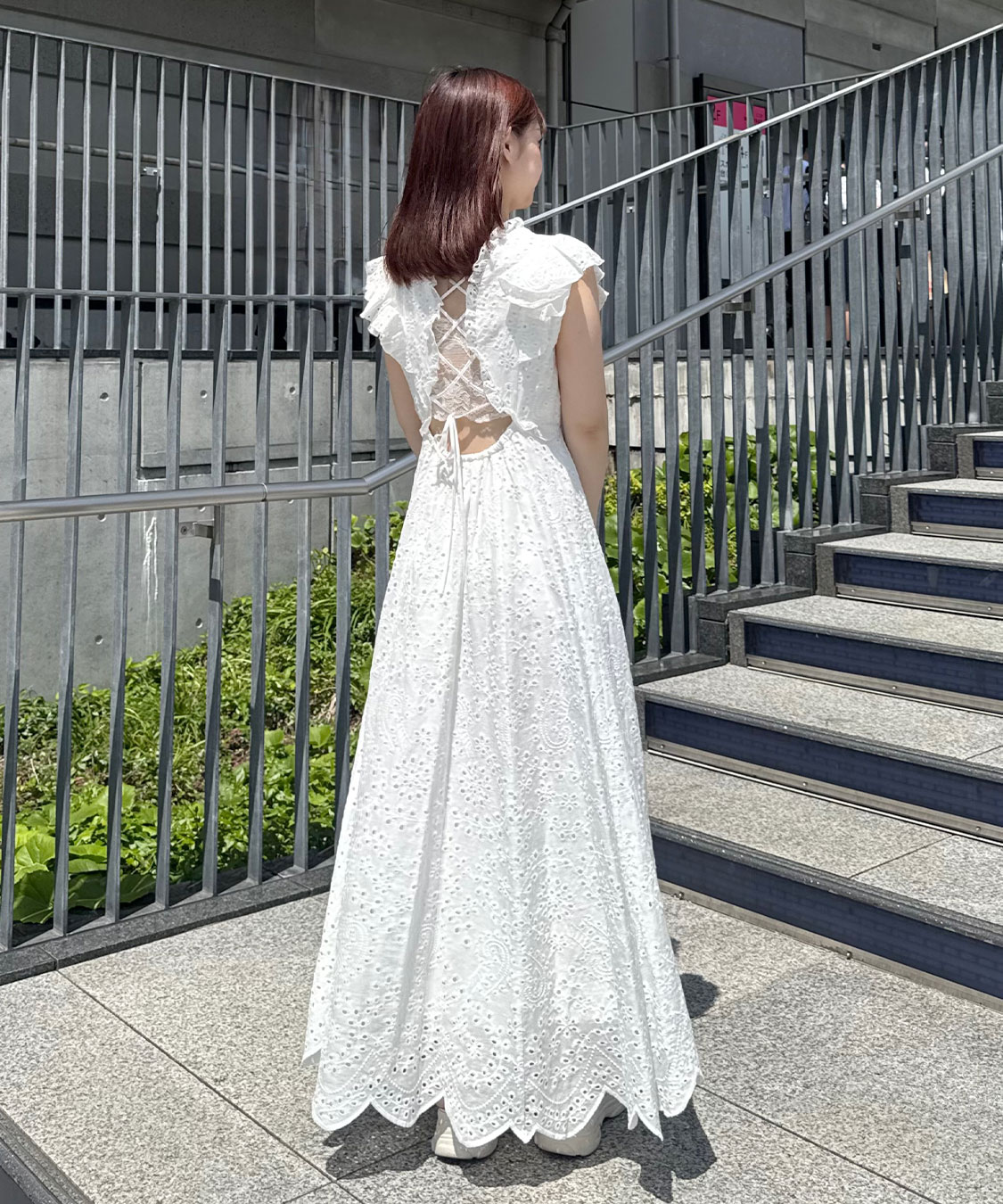バックシャンエンブロイダリーワンピース｜PETAL ONLINE（ペタル