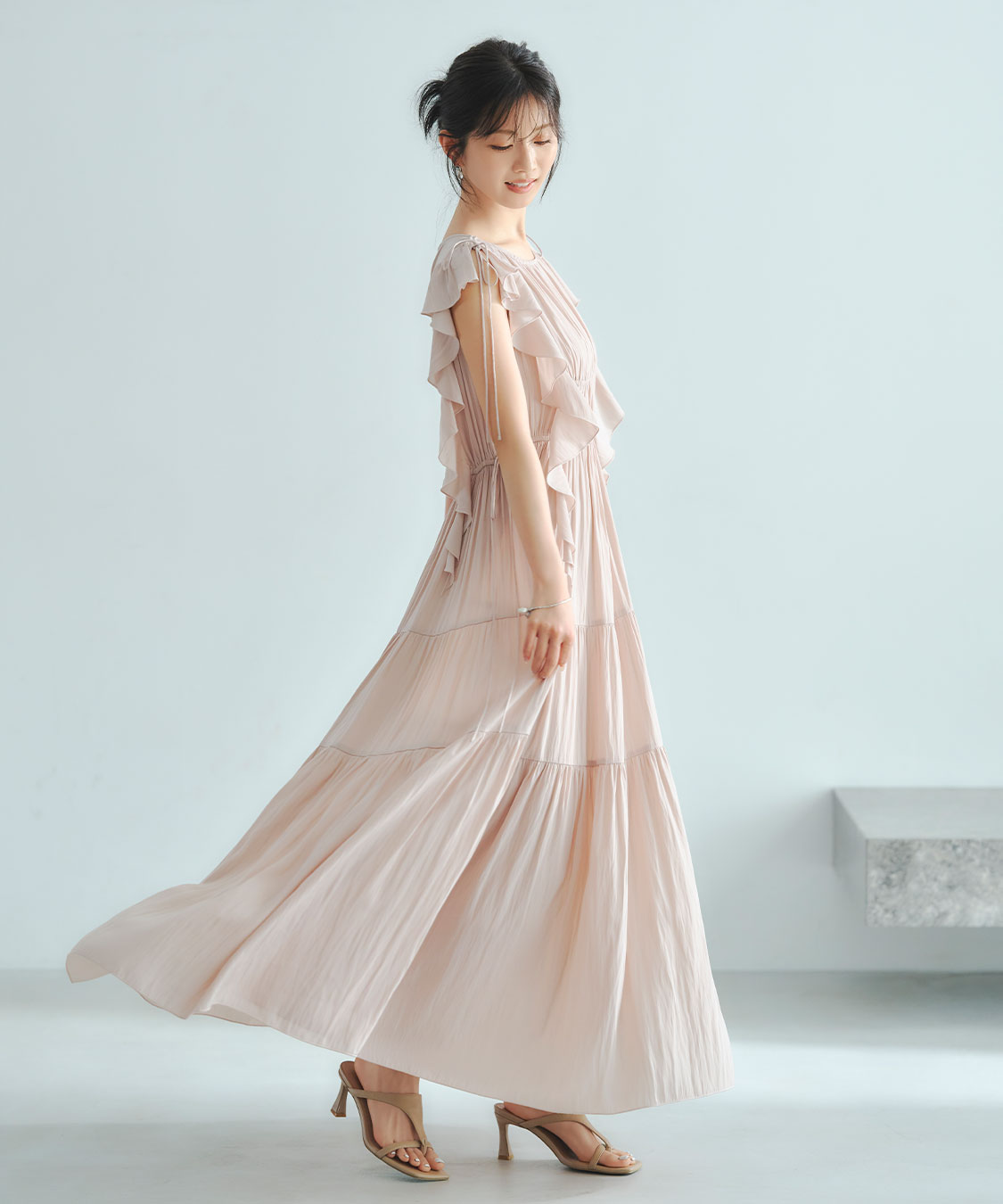 ラッフルサテンワンピース｜PETAL ONLINE（ペタルオンライン）