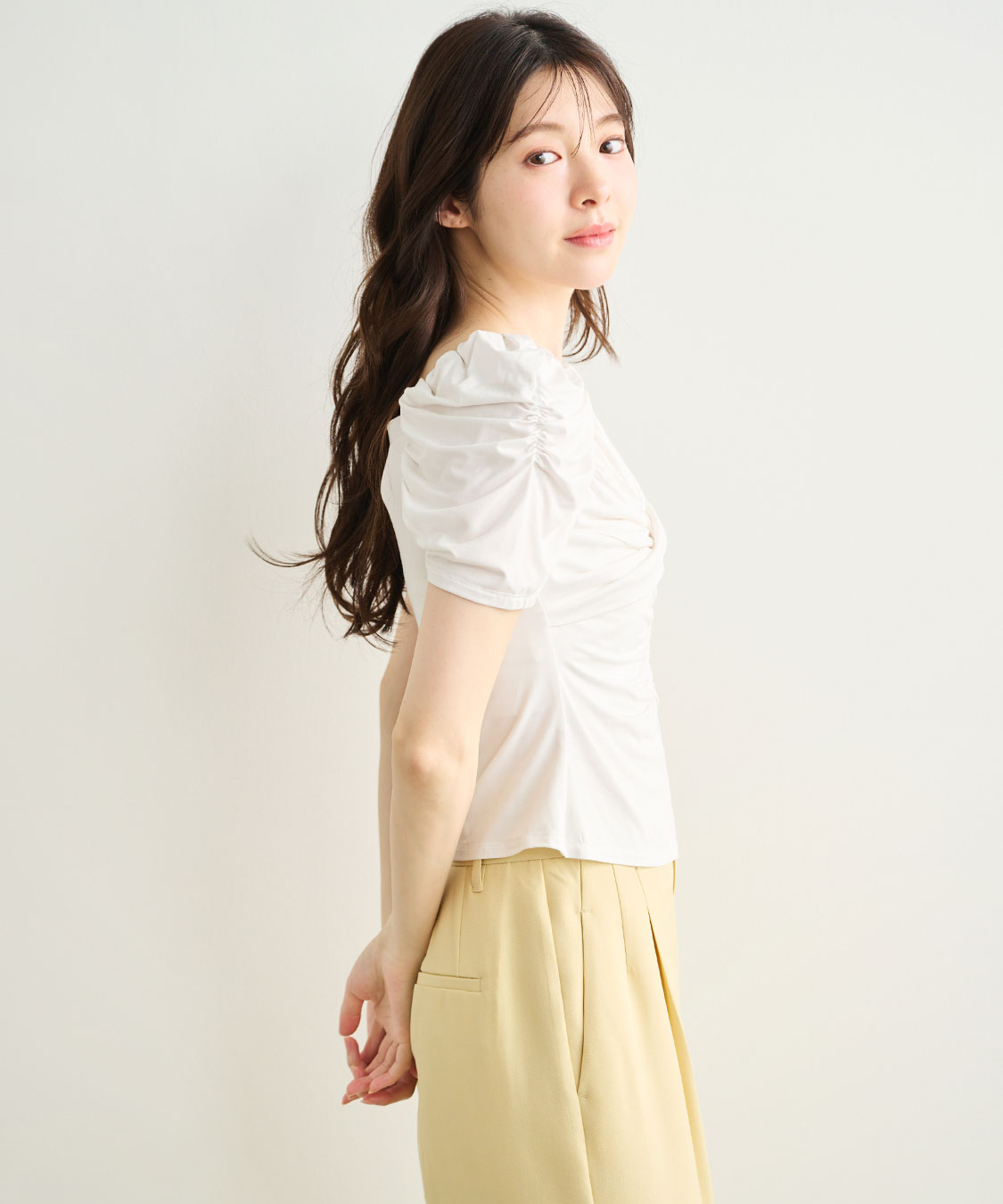 愛され名品】ツイストギャザーカットソー｜PETAL ONLINE（ペタル