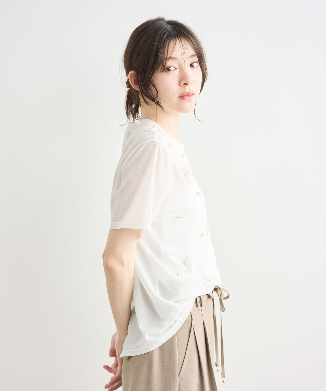 ビジューシアーTシャツ｜PETAL ONLINE（ペタルオンライン）