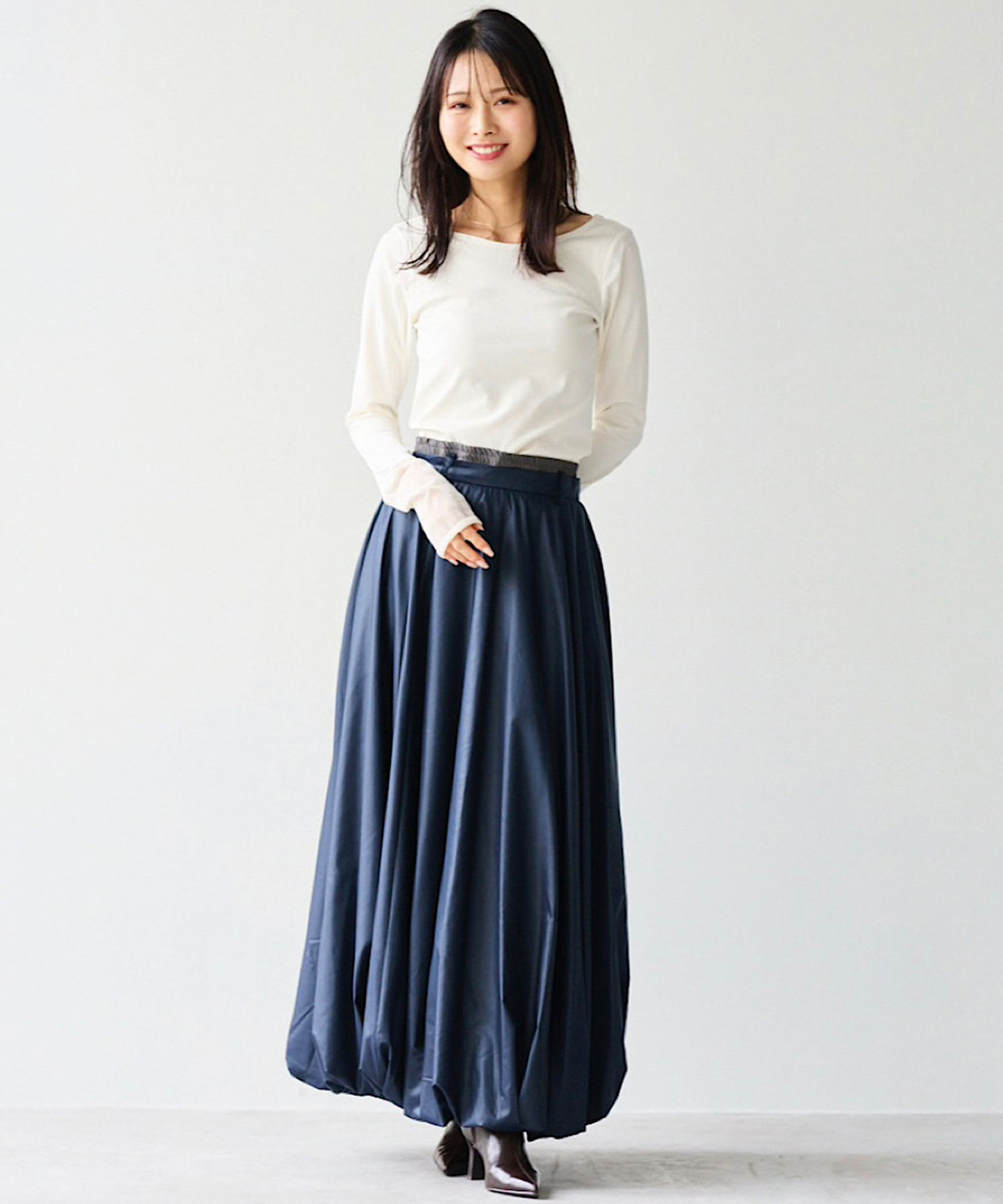 【新品未着用】 aimeine シアーニットスリーブバックオープントップス シアーニットスリーブバックオープントップス｜PETAL ONLINE