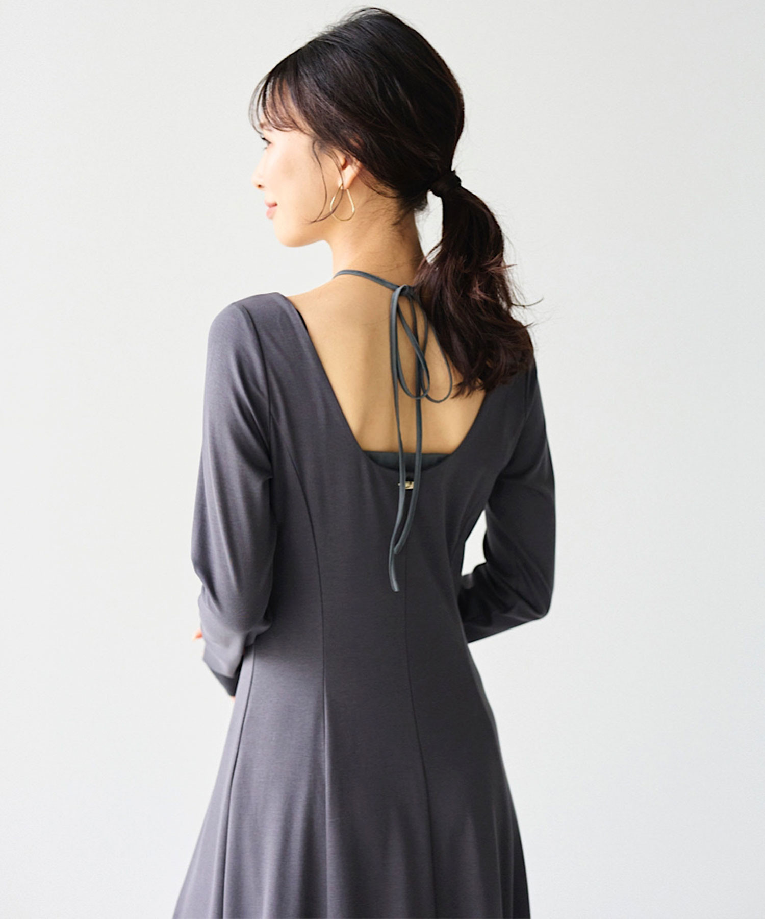 ウエストシェイプストレッチレイヤードワンピース｜PETAL ONLINE