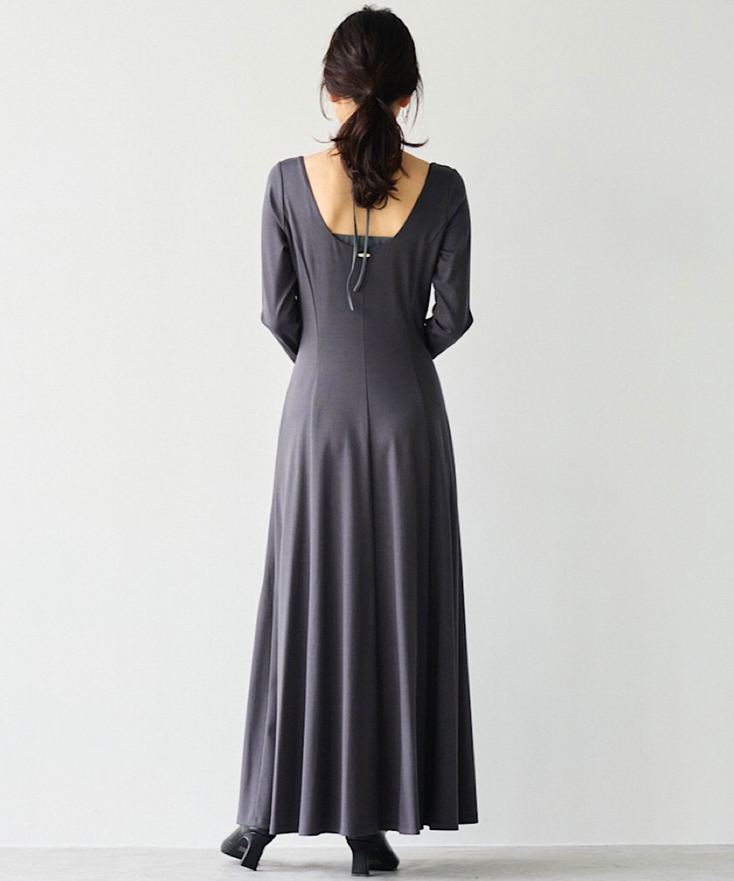 ウエストシェイプストレッチレイヤードワンピース｜PETAL ONLINE