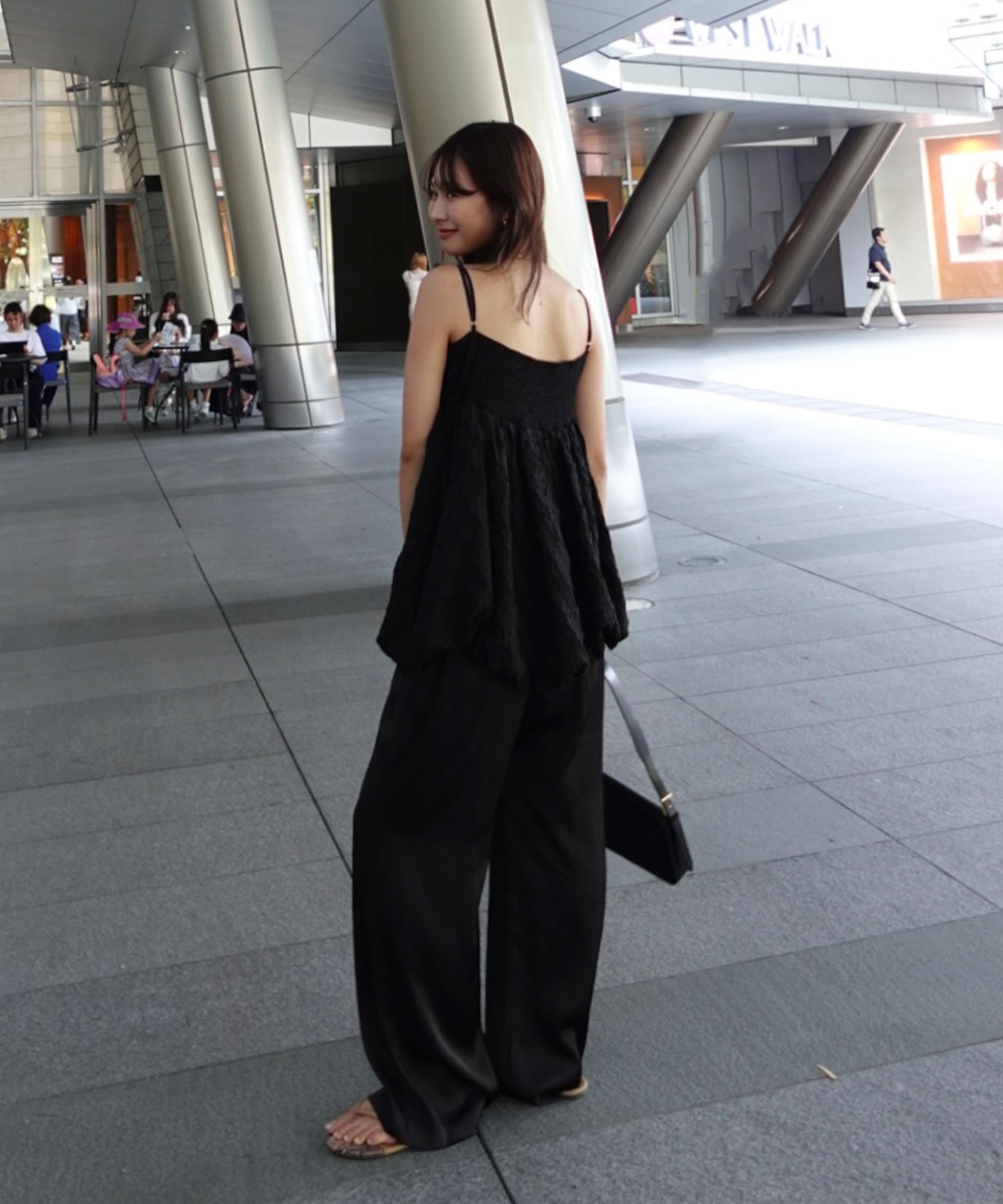 2WAYバルーンブラウス×サテンパンツSET｜PETAL ONLINE（ペタルオンライン）