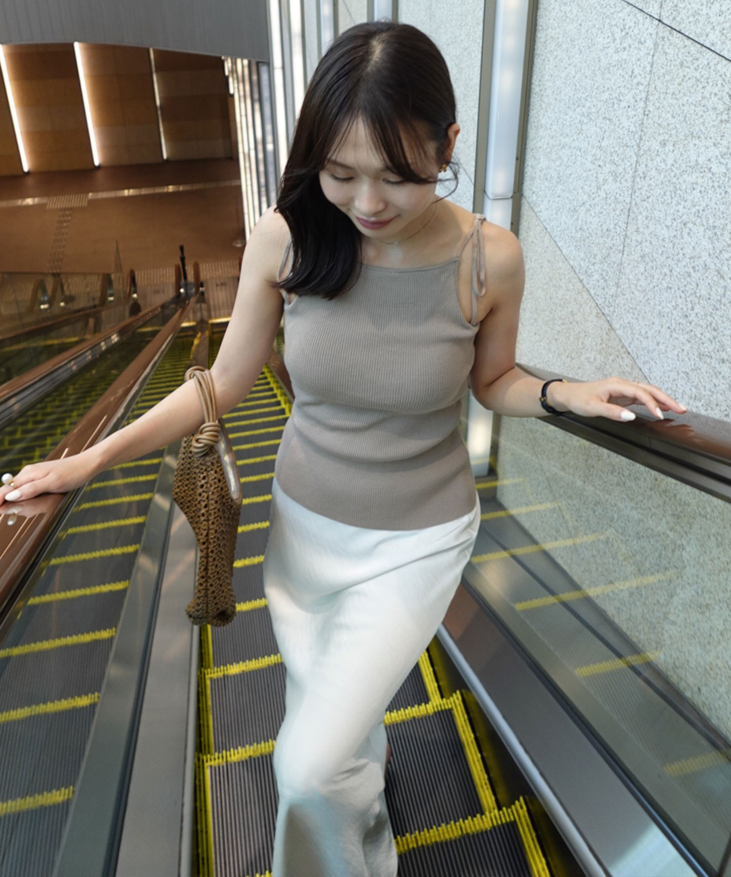 Aimeineエメイン♡サテンバイヤススカート　ホワイト Aimeineエメイン♡サテンバイヤススカート ホワイト