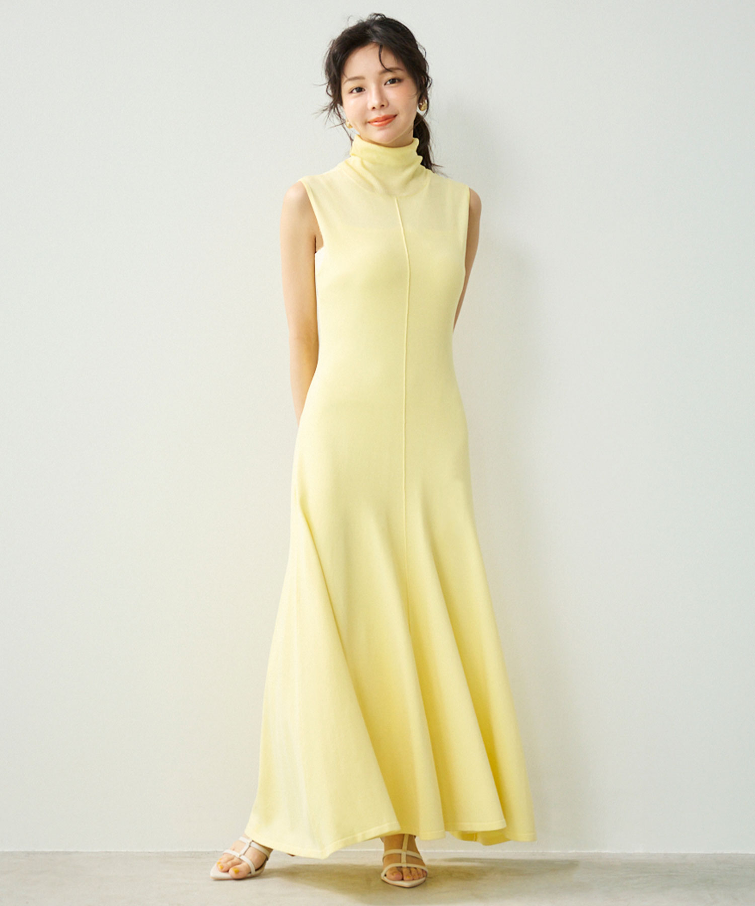 センターラインニットフレアワンピース｜PETAL ONLINE（ペタルオンライン）