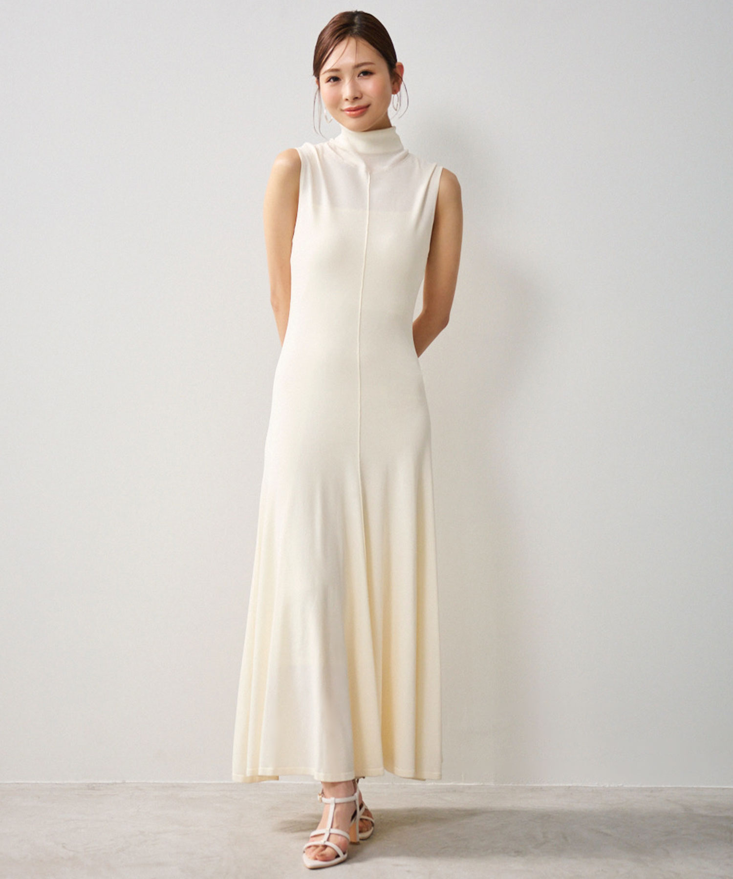 センターラインニットフレアワンピース｜PETAL ONLINE（ペタルオンライン）