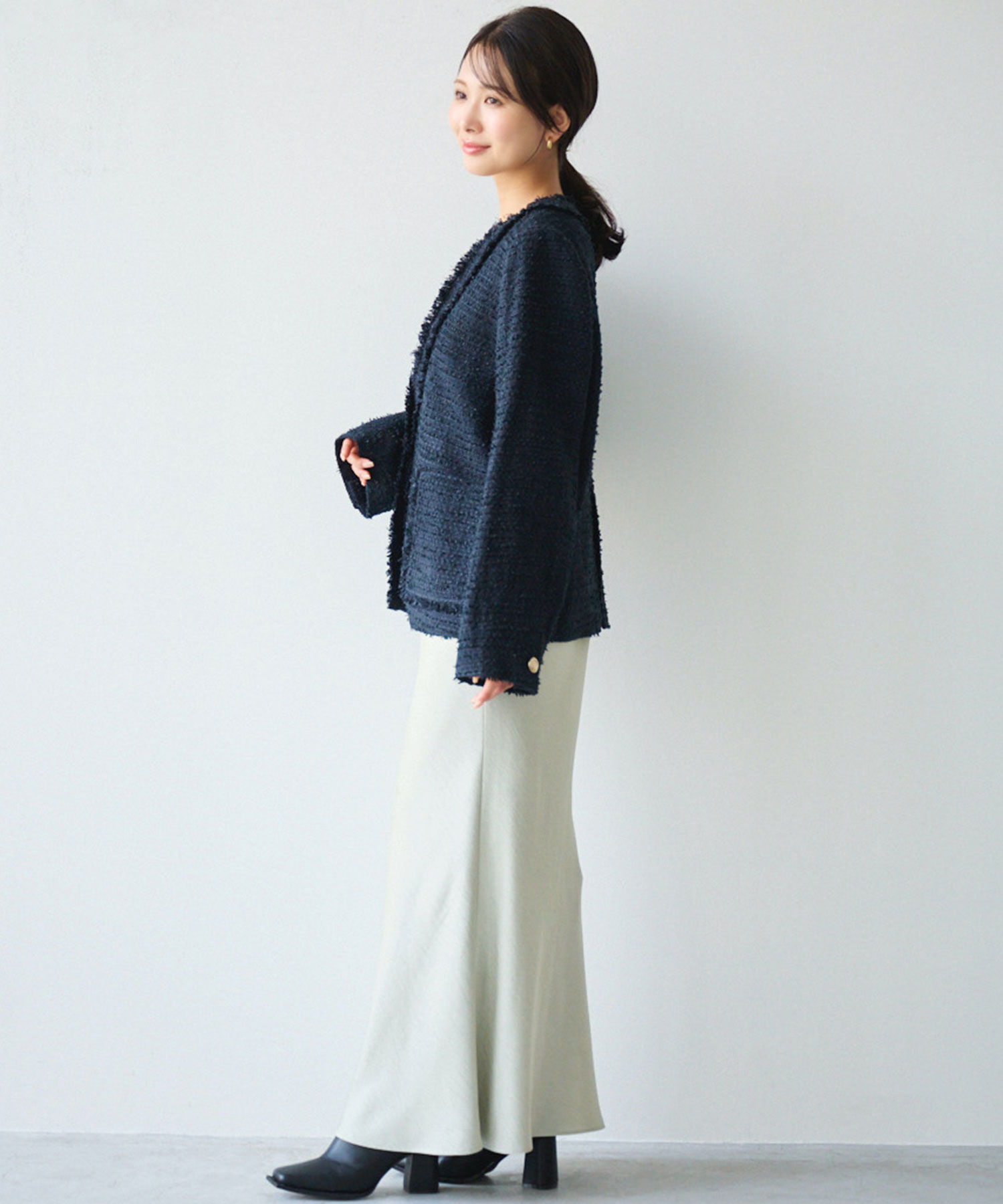 美品 TED BAKER ノーカラー ジャケット ツイード パール 刺繍 美品 TED BAKER ノーカラー ジャケット ツイード パール 刺繍