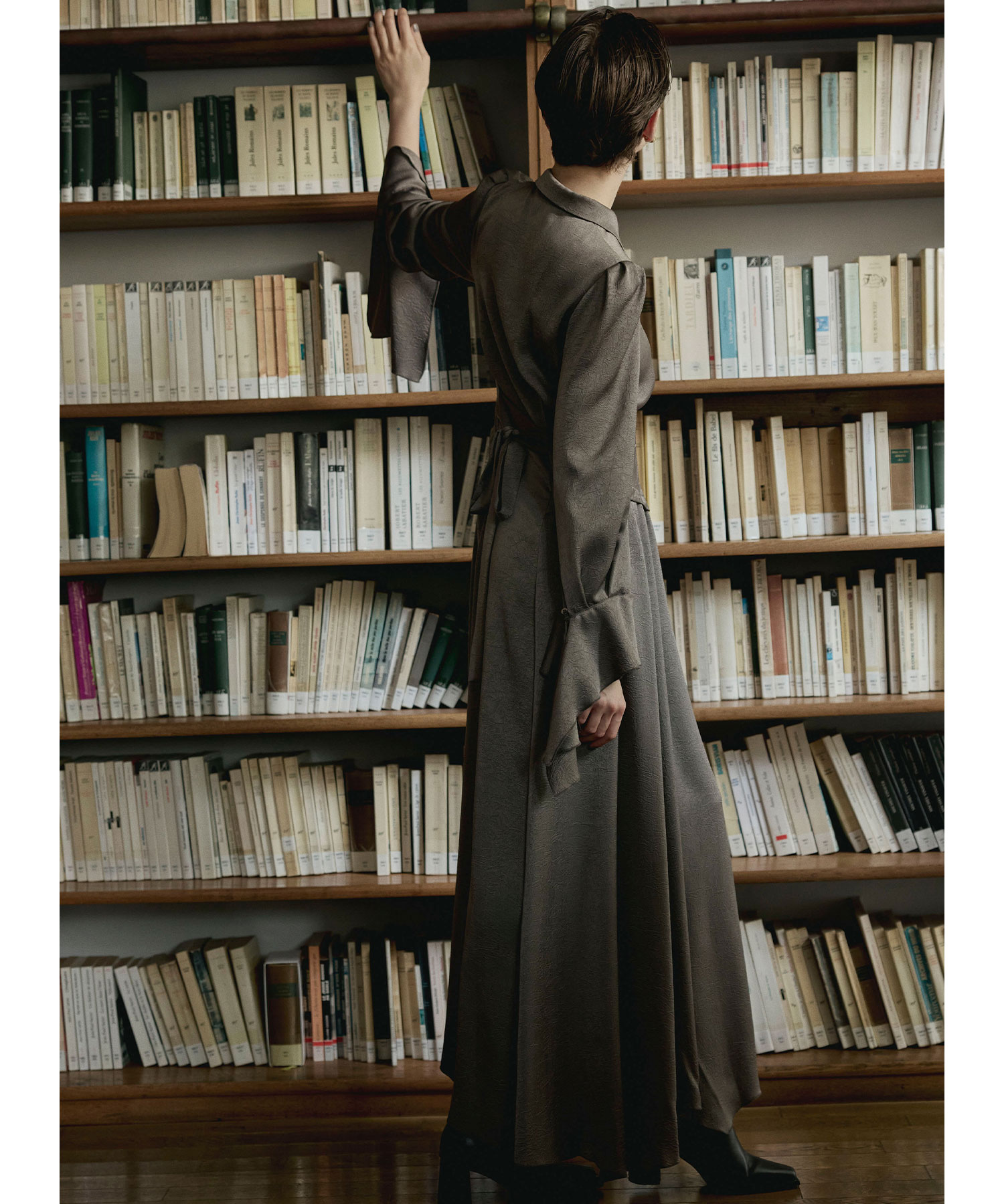 Aimeine カフスデザインアシンメトリーワンピース カフスデザインアシンメトリーワンピース｜PETAL ONLINE（ペタル