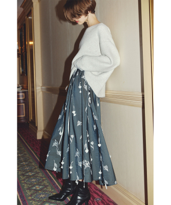 3D刺繍フレアスカート｜PETAL ONLINE（ペタルオンライン）