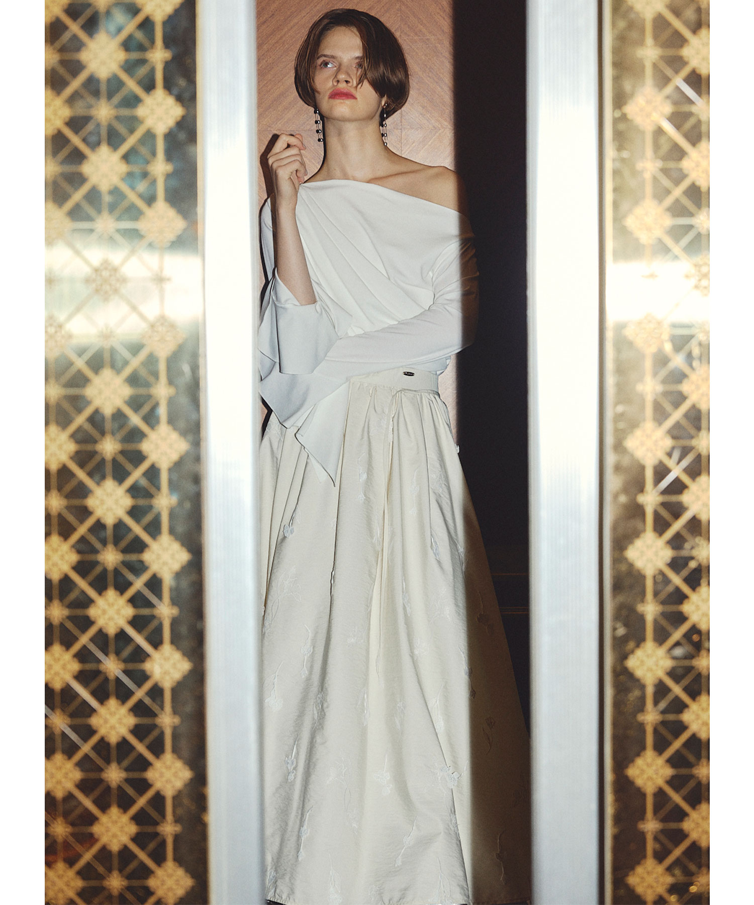 Aimeine 3D刺繍フレアスカート 3D刺繍フレアスカート｜PETAL ONLINE（ペタルオンライン）