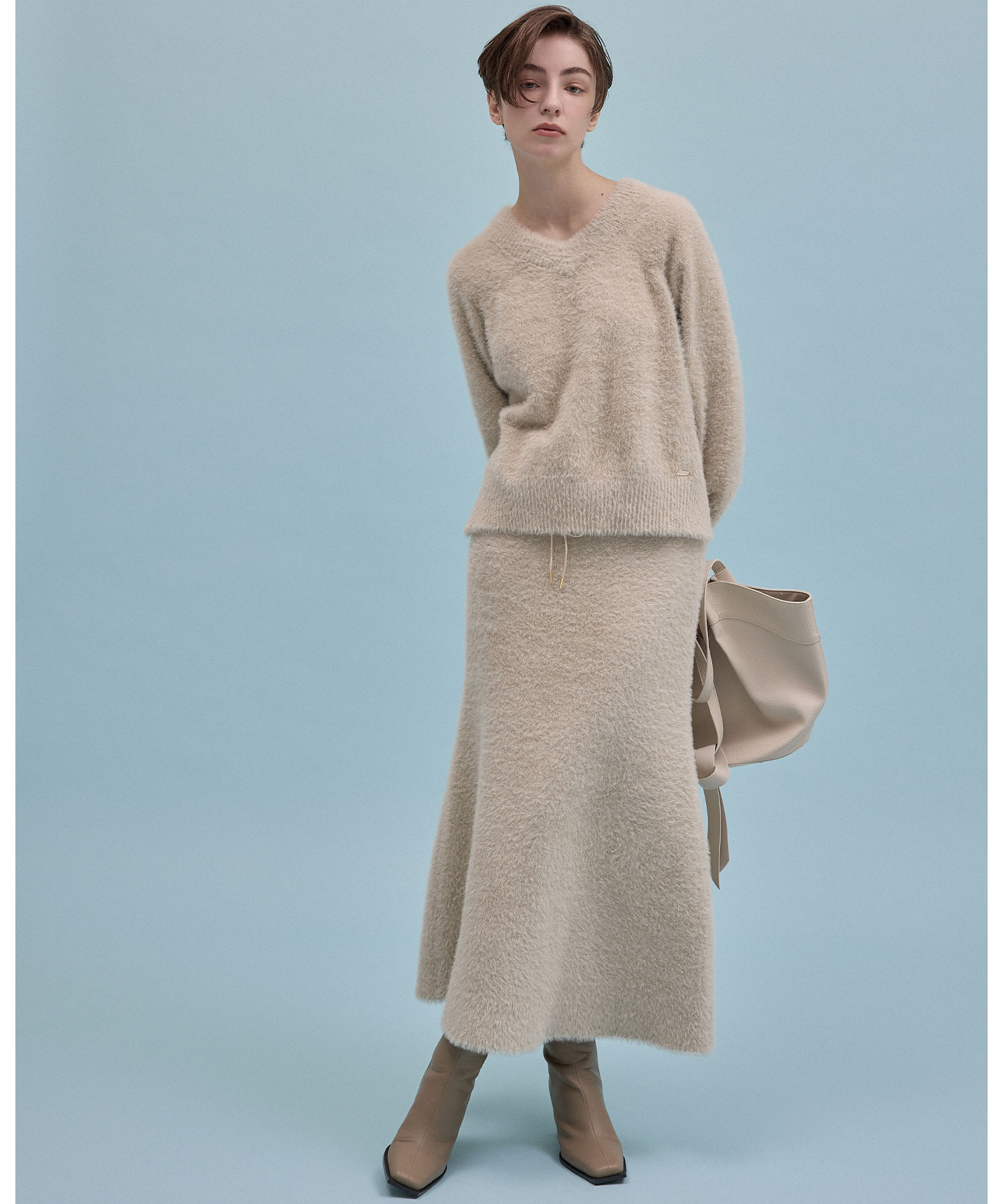 ショートフェザーVネックプルオーバー｜PETAL ONLINE（ペタルオンライン）