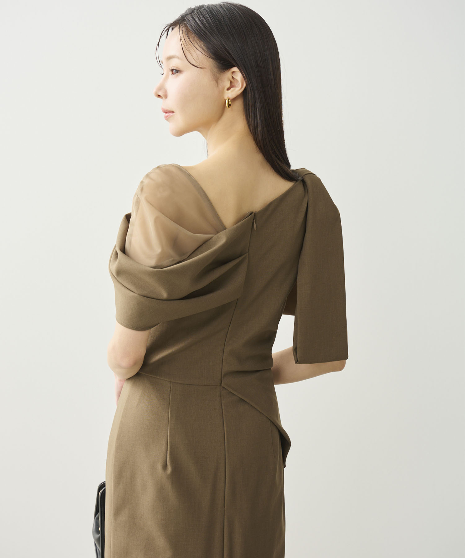 Aimeine 2wayショルダーデザインワンピース 2wayショルダーデザインワンピース｜PETAL ONLINE（ペタルオンライン）