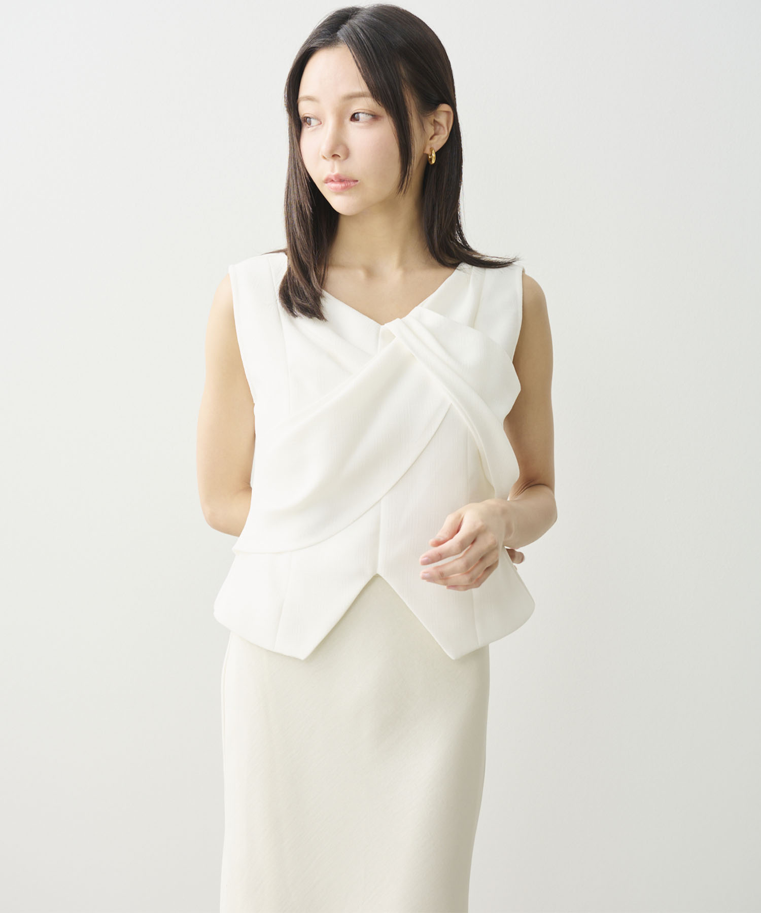 フロントクロスタックデザイントップス｜PETAL ONLINE（ペタルオンライン）