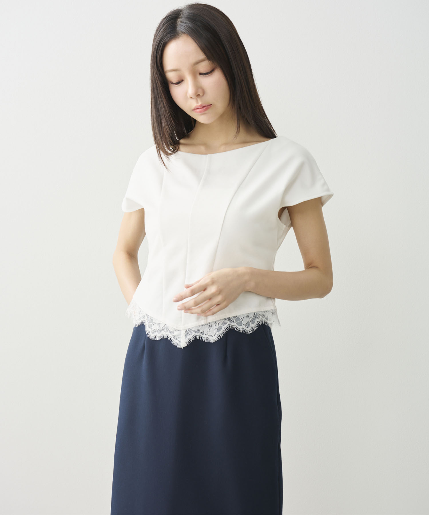 レースポインテッドヘムトップス｜PETAL ONLINE（ペタルオンライン）